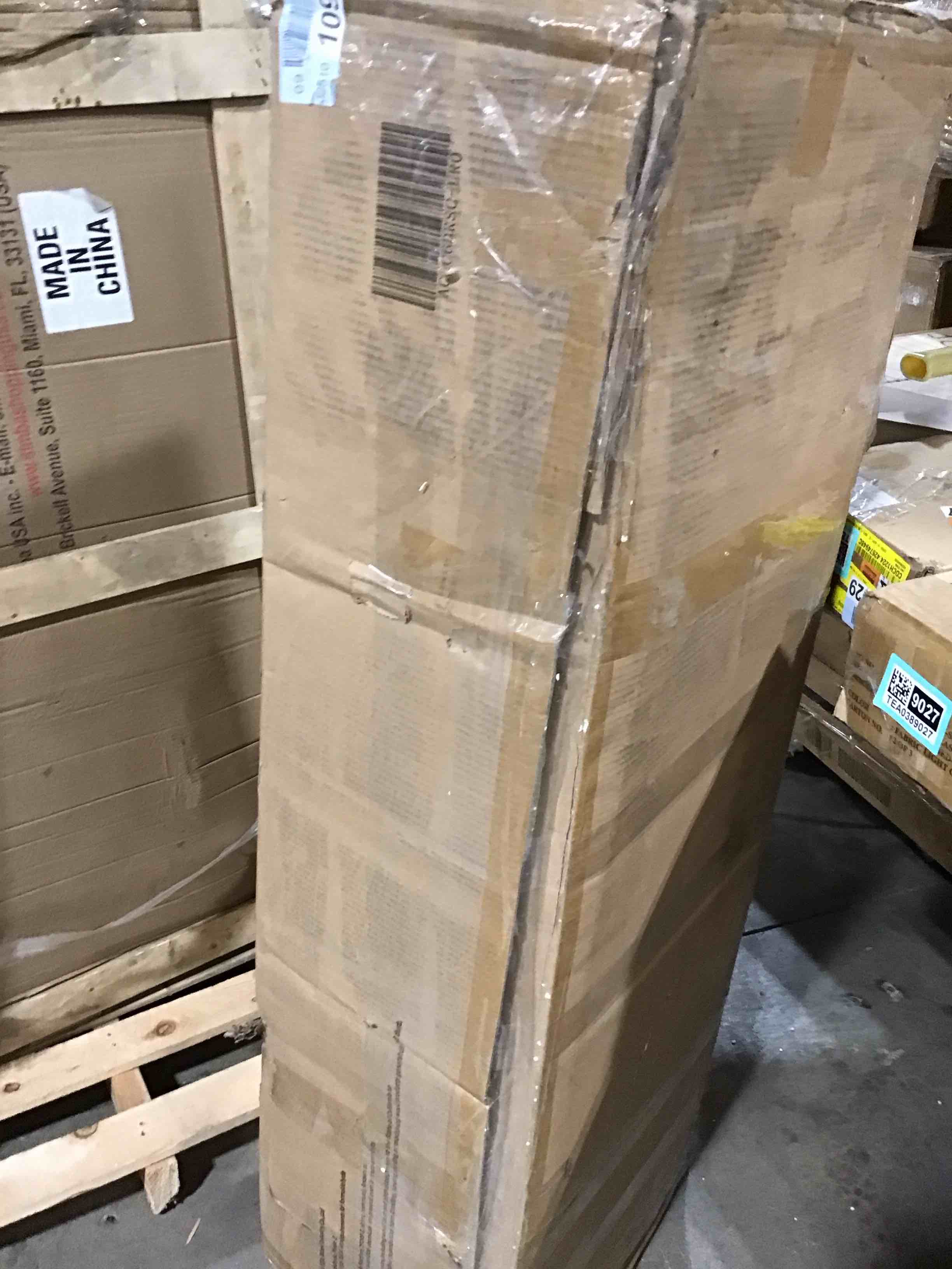 https://s3.amazonaws.com/lotting-images-prod/bidfta/PNK1520891_1736600594002.jpeg