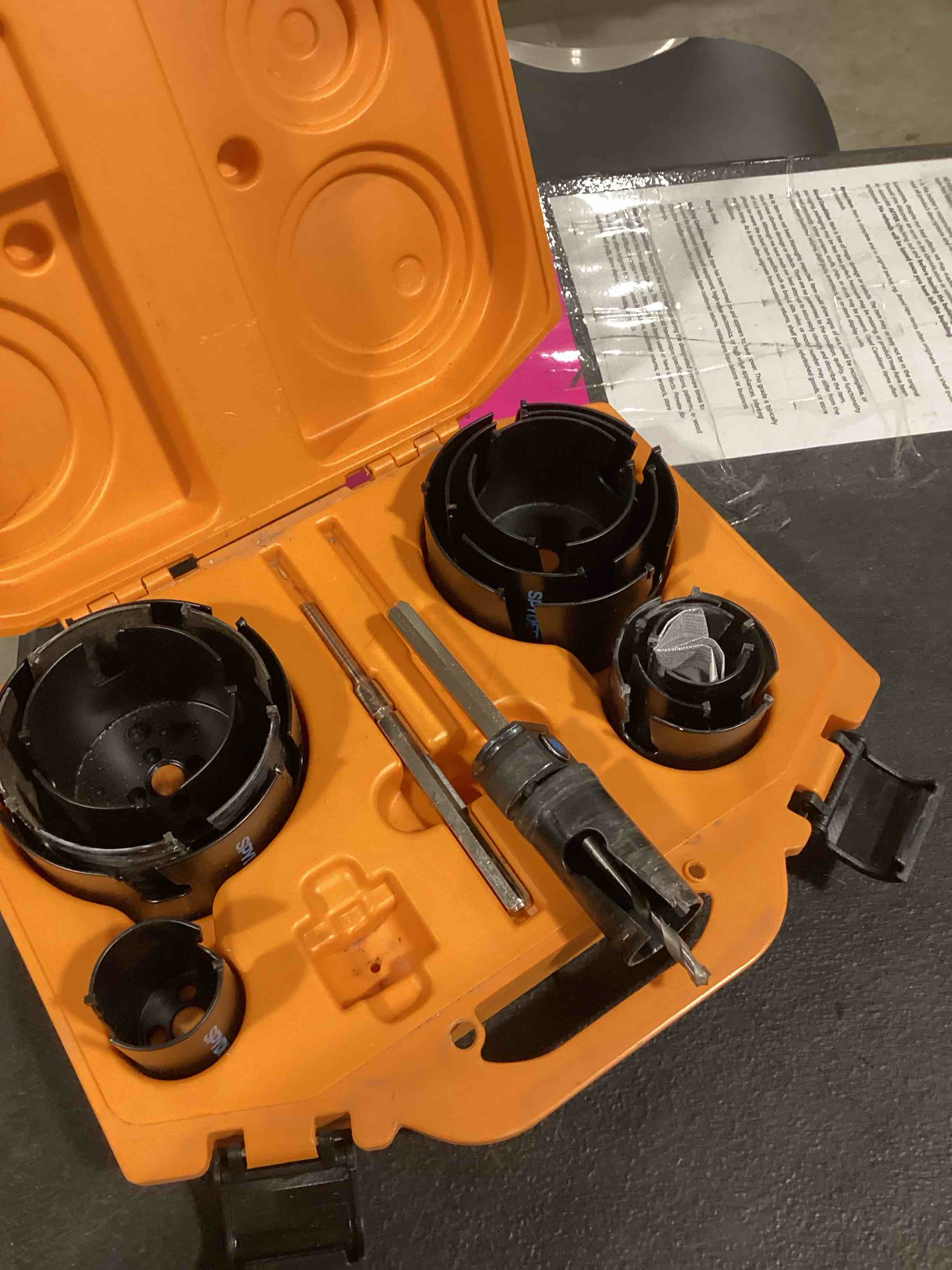 Spyder 9-Piece 1-in Carbide-Tipped Non-Arbored Hole Saw Kit Set (600925)