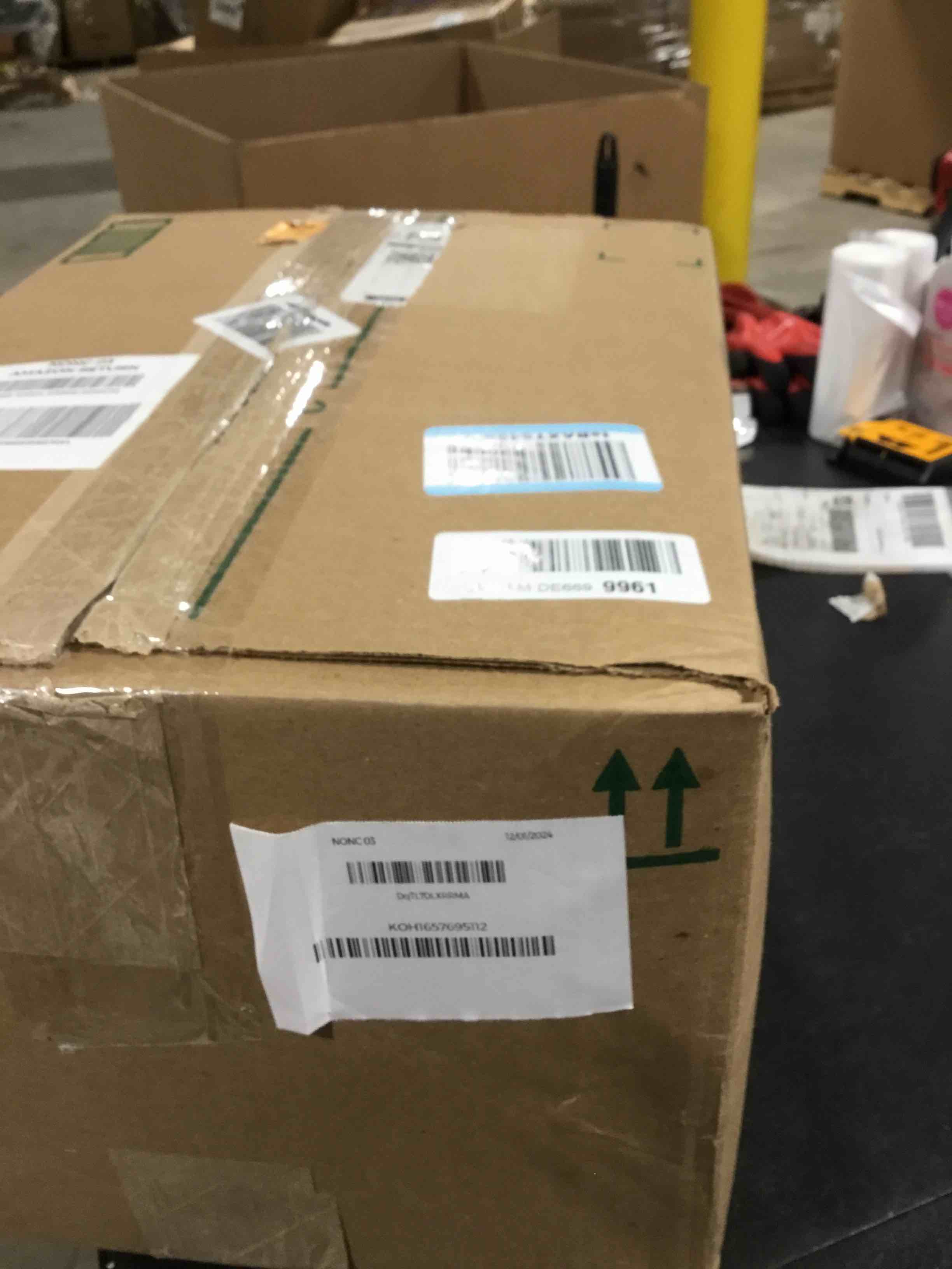 CozyLux Queen Bed in a Bag White Seersucker Comforter Set with Sheets 7-Pieces All Season Bedding Sets with Comforter, Pillow Sham, Flat Sheet, Fitted Sheet and Pillowcase