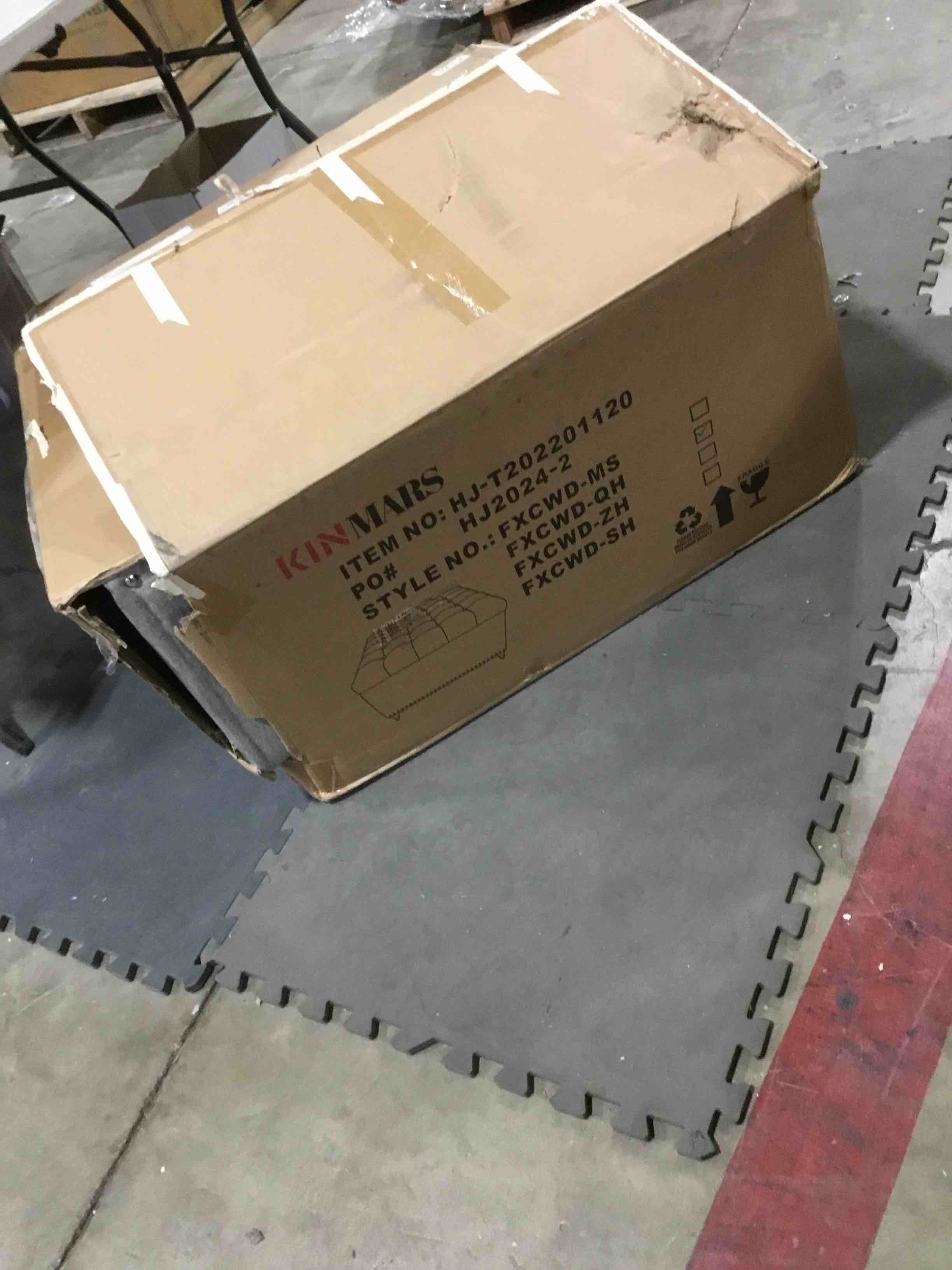 https://s3.amazonaws.com/lotting-images-prod/bidfta/PNK1522965_1736786420454.jpeg
