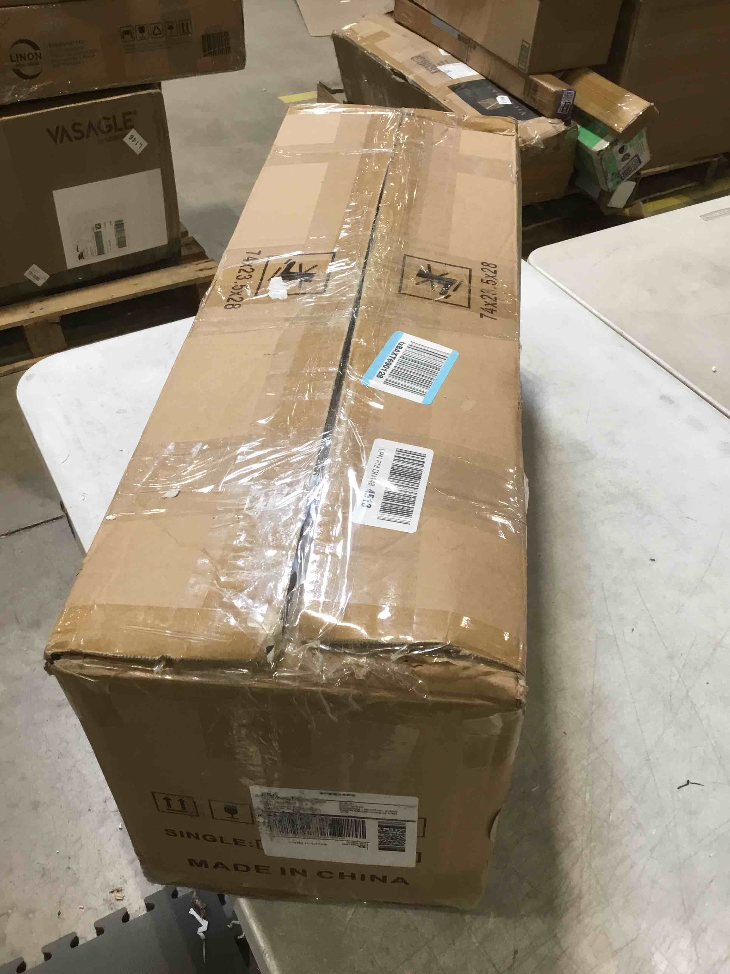 https://s3.amazonaws.com/lotting-images-prod/bidfta/PNK1524402_1741019459400.jpeg