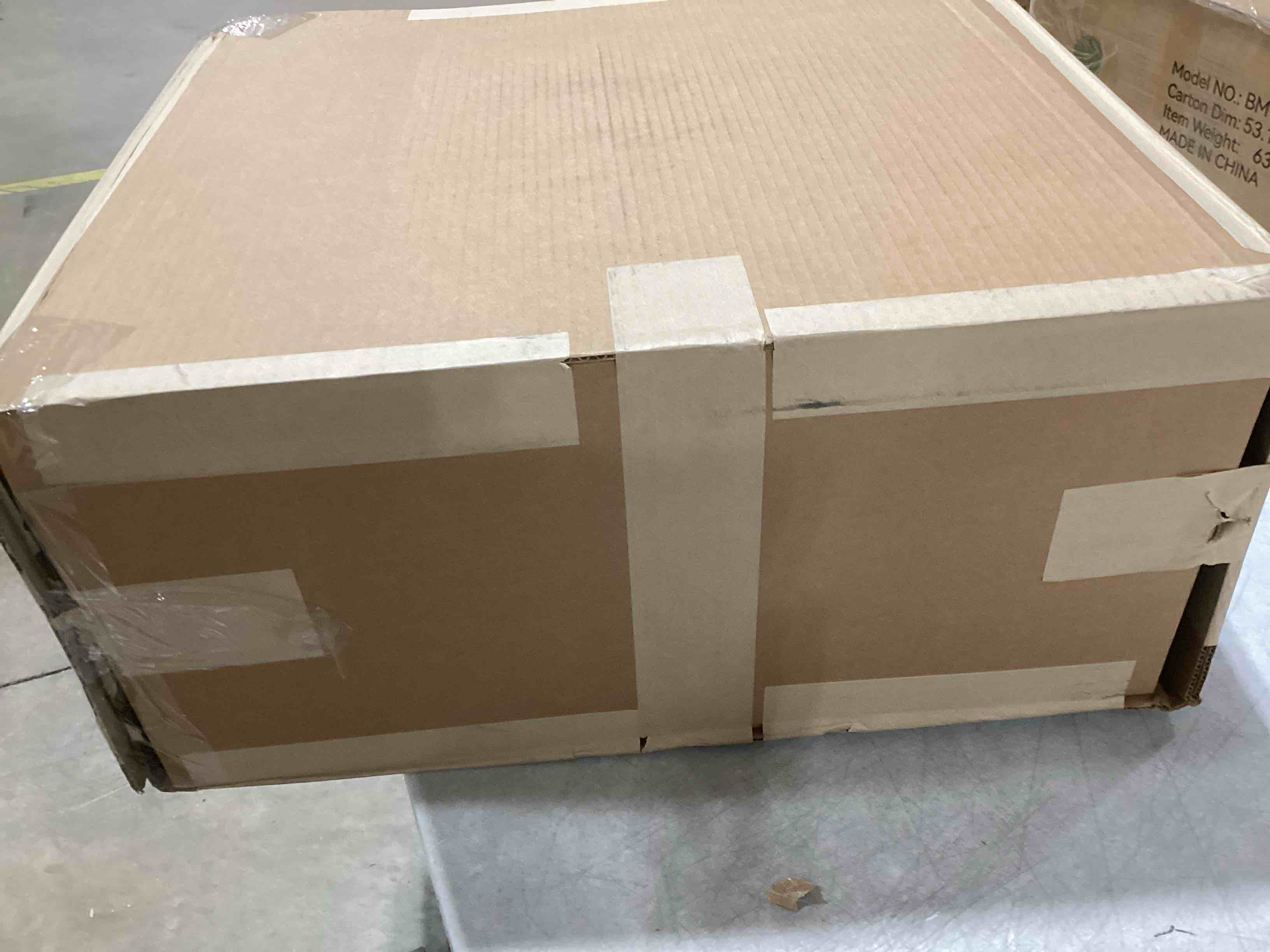 https://s3.amazonaws.com/lotting-images-prod/bidfta/PNK1524491_1741099331700.jpeg