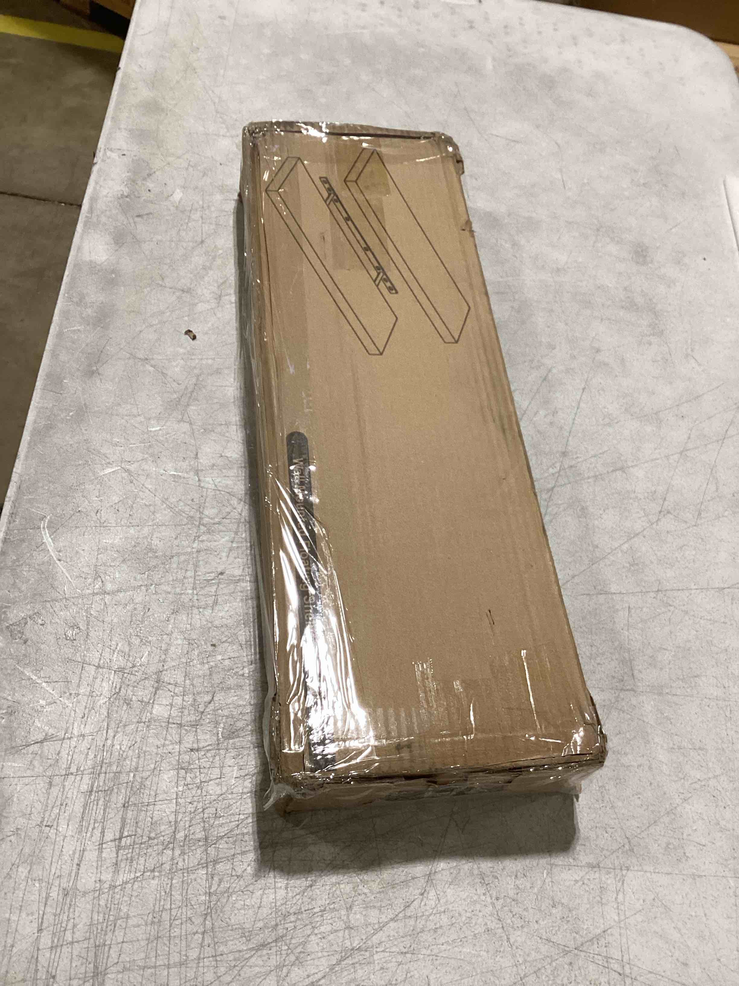 https://s3.amazonaws.com/lotting-images-prod/bidfta/PNK1524703_1741263589576.jpeg