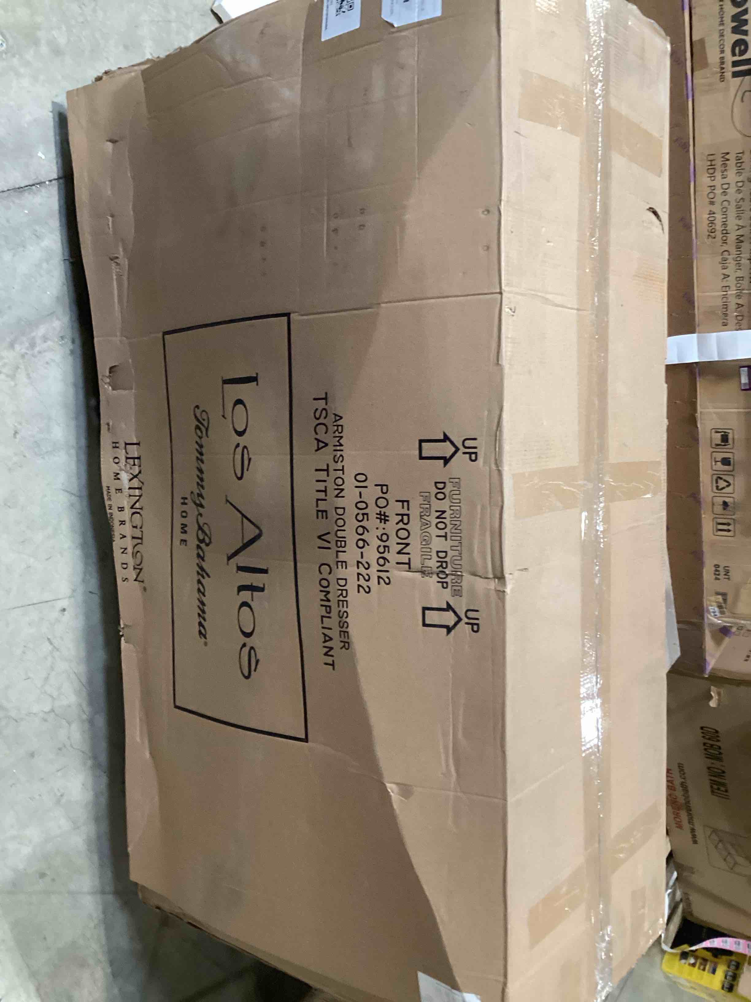 https://s3.amazonaws.com/lotting-images-prod/bidfta/PNK1525286_1734018494050.jpeg