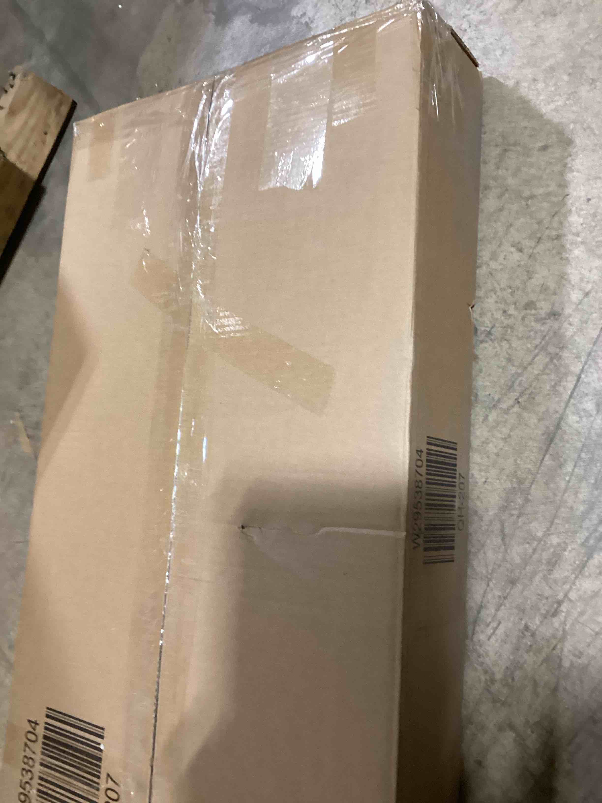 https://s3.amazonaws.com/lotting-images-prod/bidfta/PNK1526461_1738074876552.jpeg