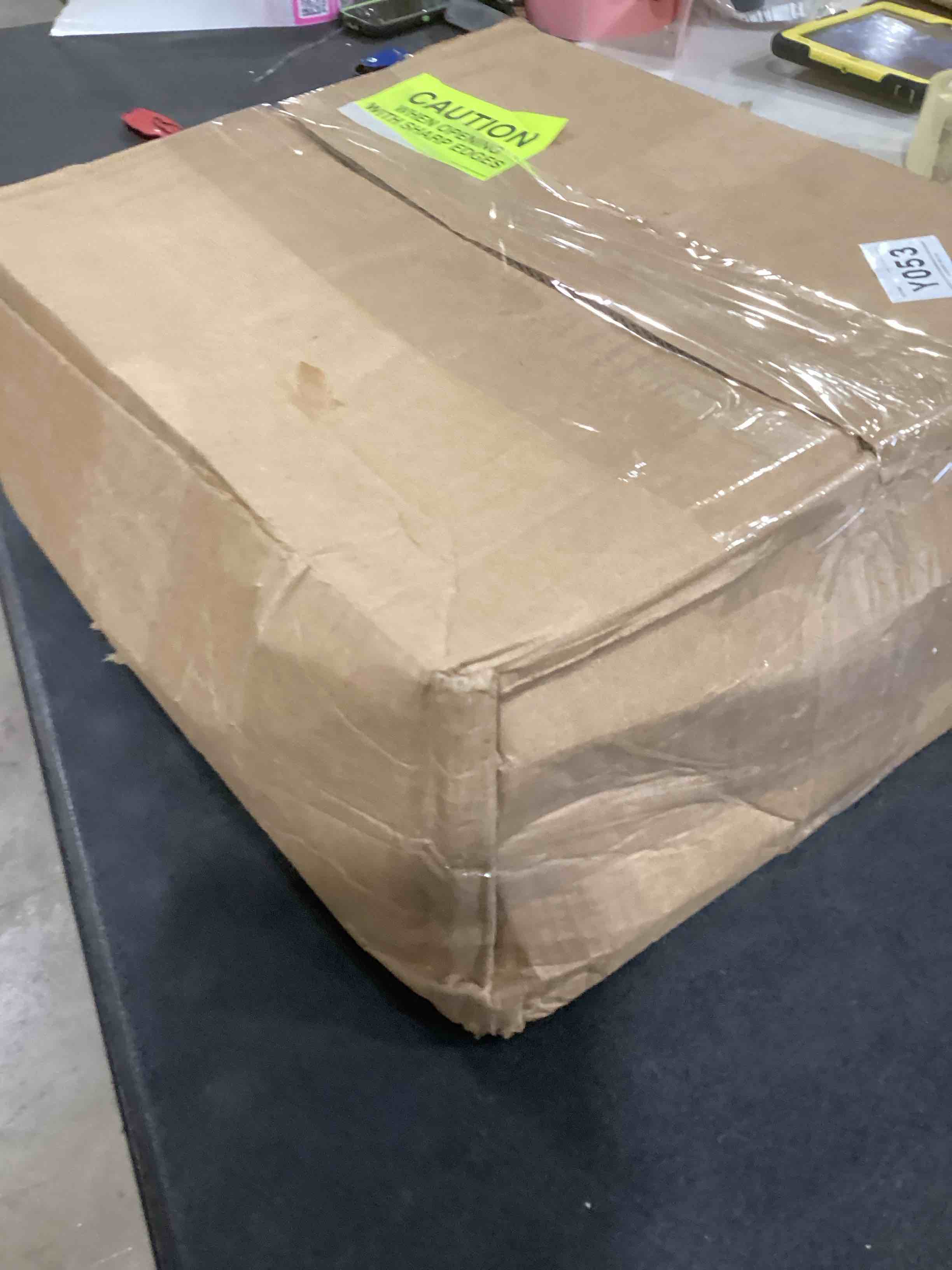 https://s3.amazonaws.com/lotting-images-prod/bidfta/PNK1526683_1738596365937.jpeg