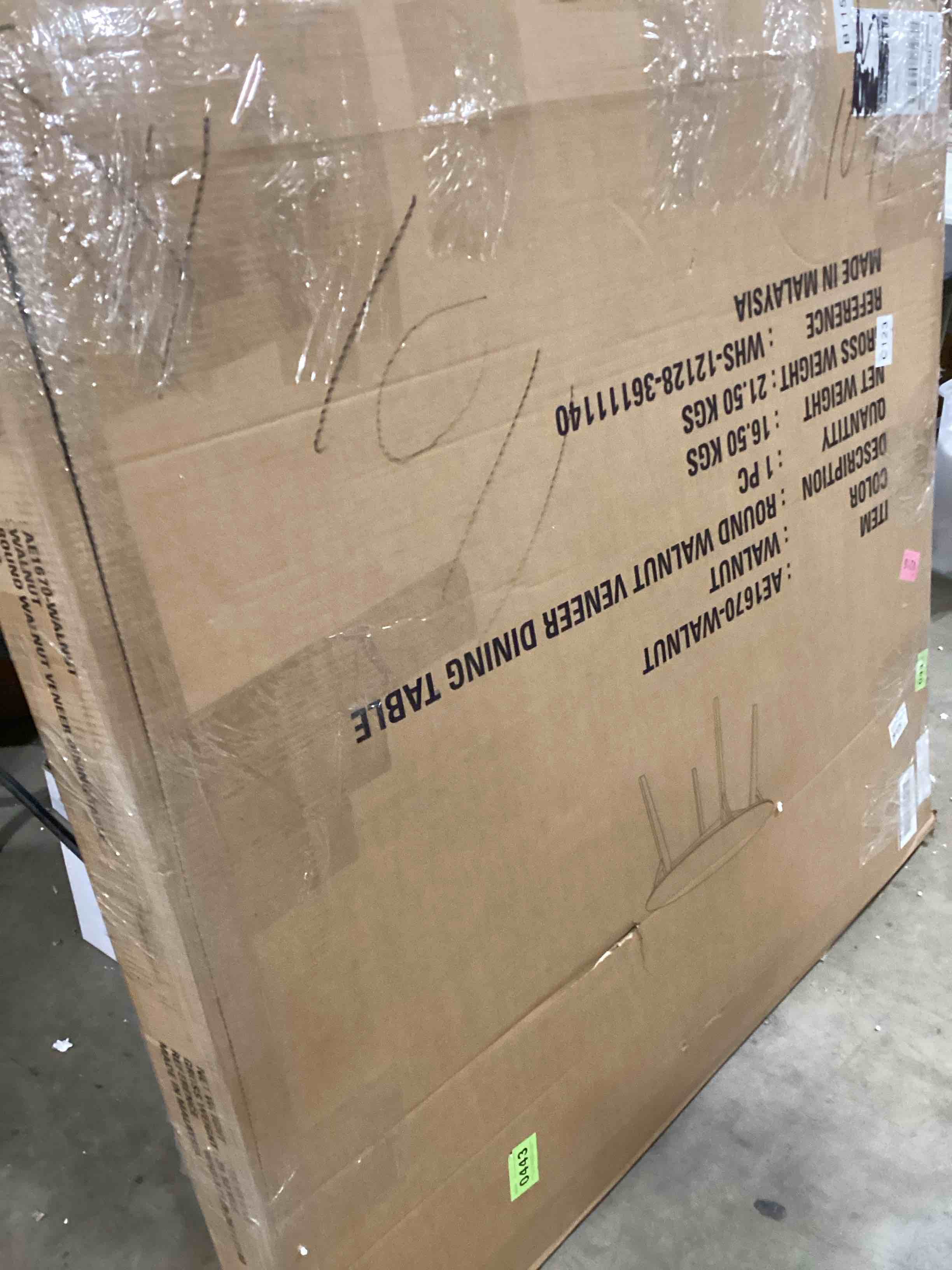 https://s3.amazonaws.com/lotting-images-prod/bidfta/PNK1526927_1739279790694.jpeg