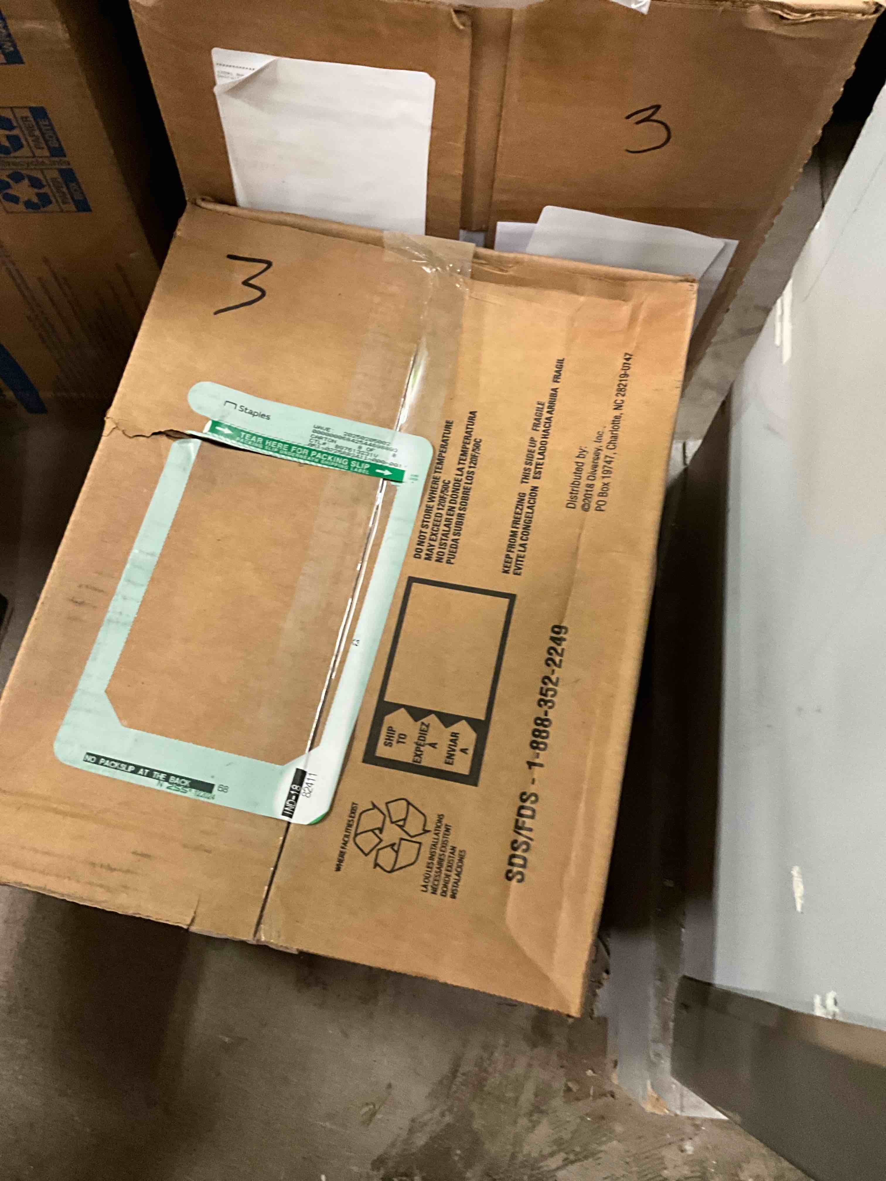 https://s3.amazonaws.com/lotting-images-prod/bidfta/PNK1532292_1745602730466.jpeg
