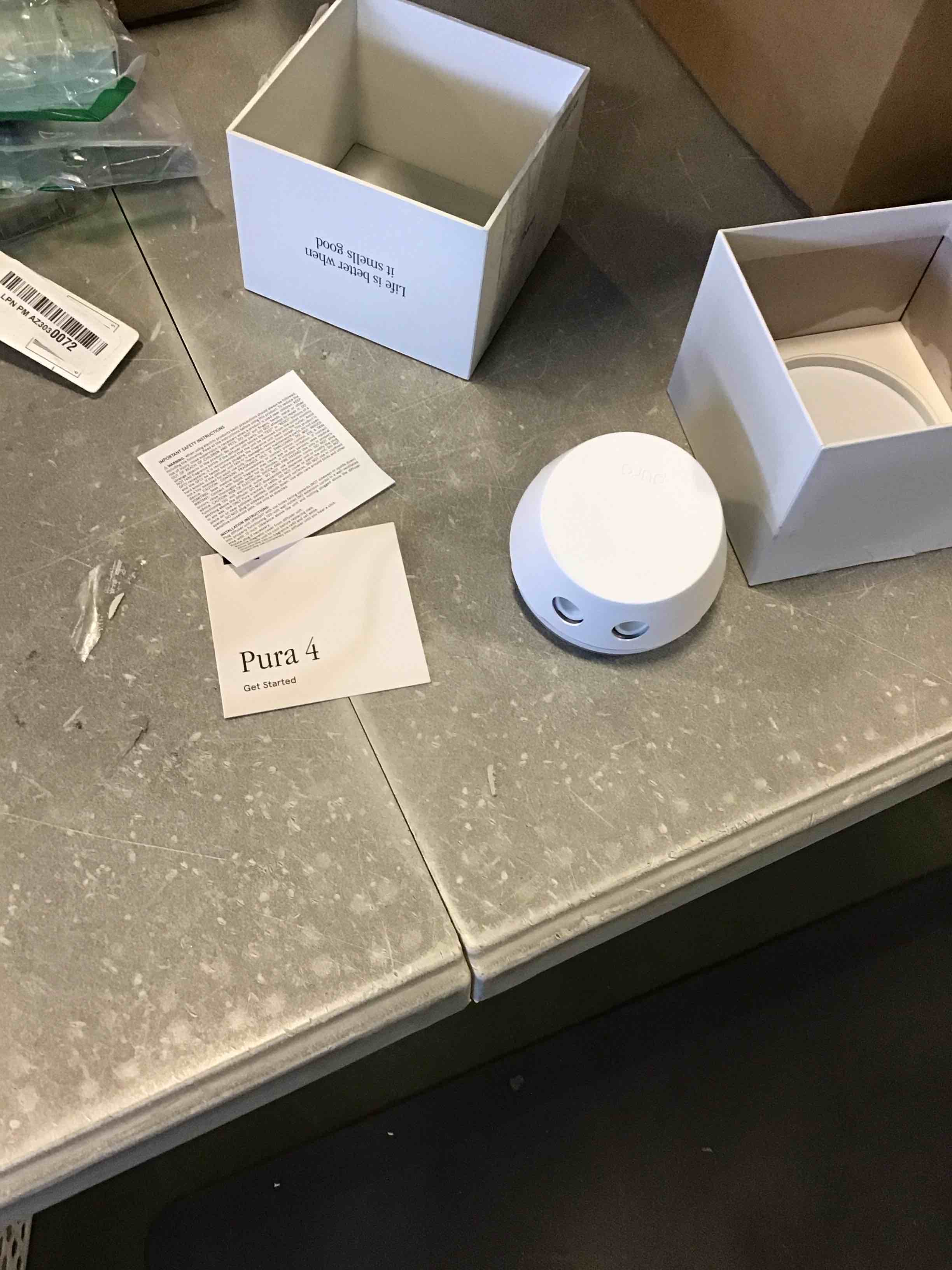 https://s3.amazonaws.com/lotting-images-prod/bidfta/PNK1553145_1733408457182.jpeg
