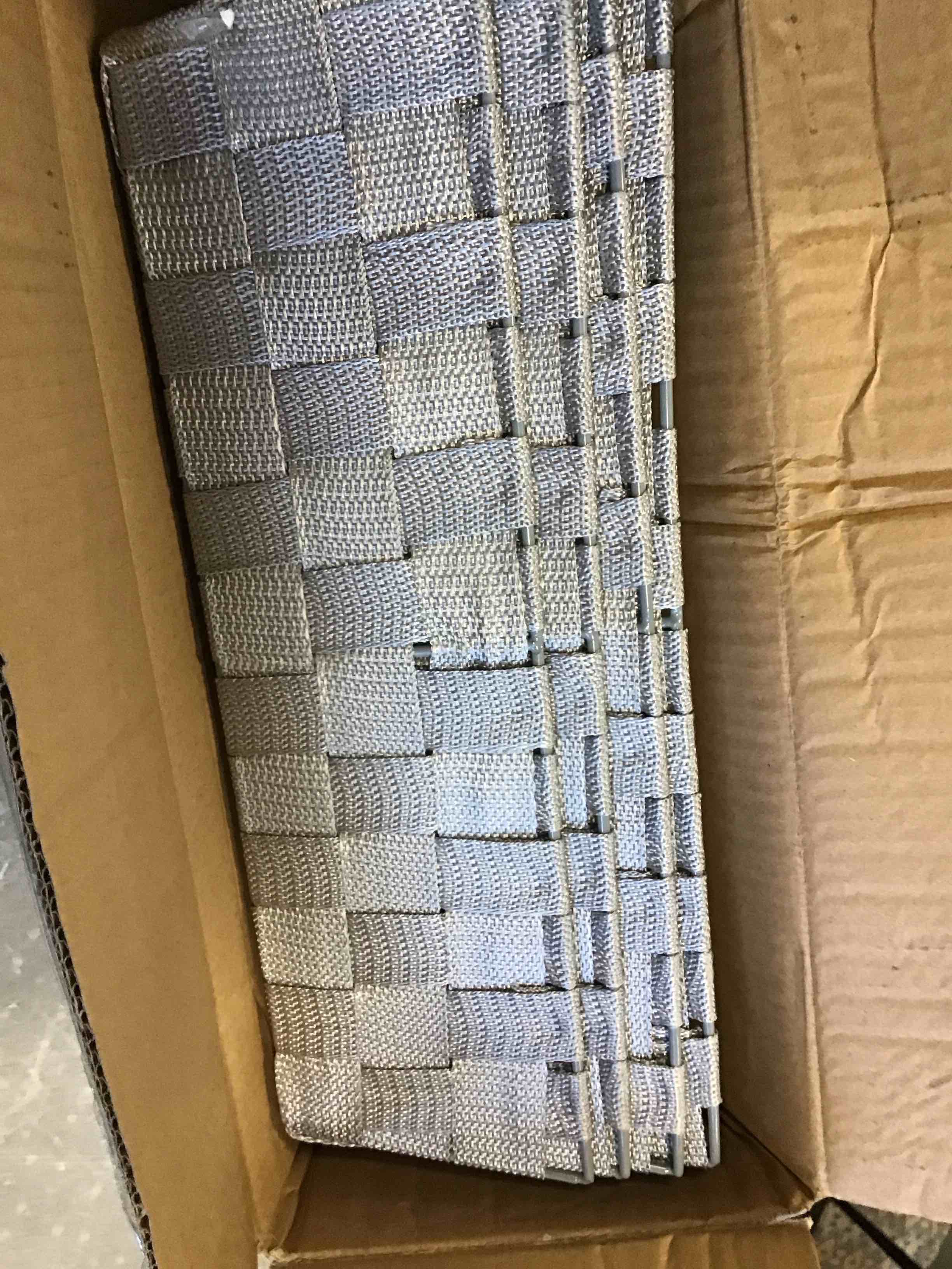 https://s3.amazonaws.com/lotting-images-prod/bidfta/PNK1555691_1733153493617.jpeg