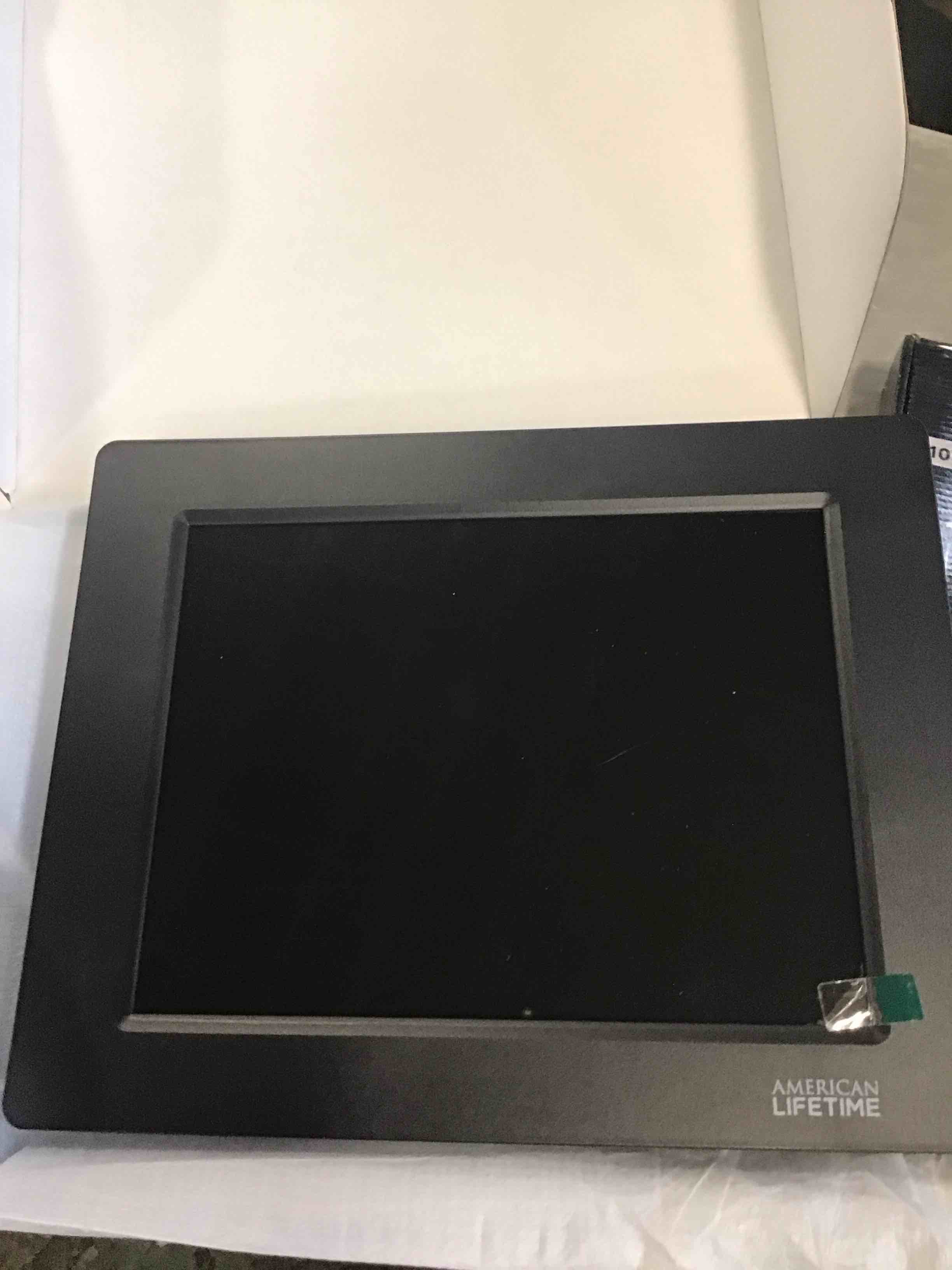 https://s3.amazonaws.com/lotting-images-prod/bidfta/PNK1557240_1734375076440.jpeg