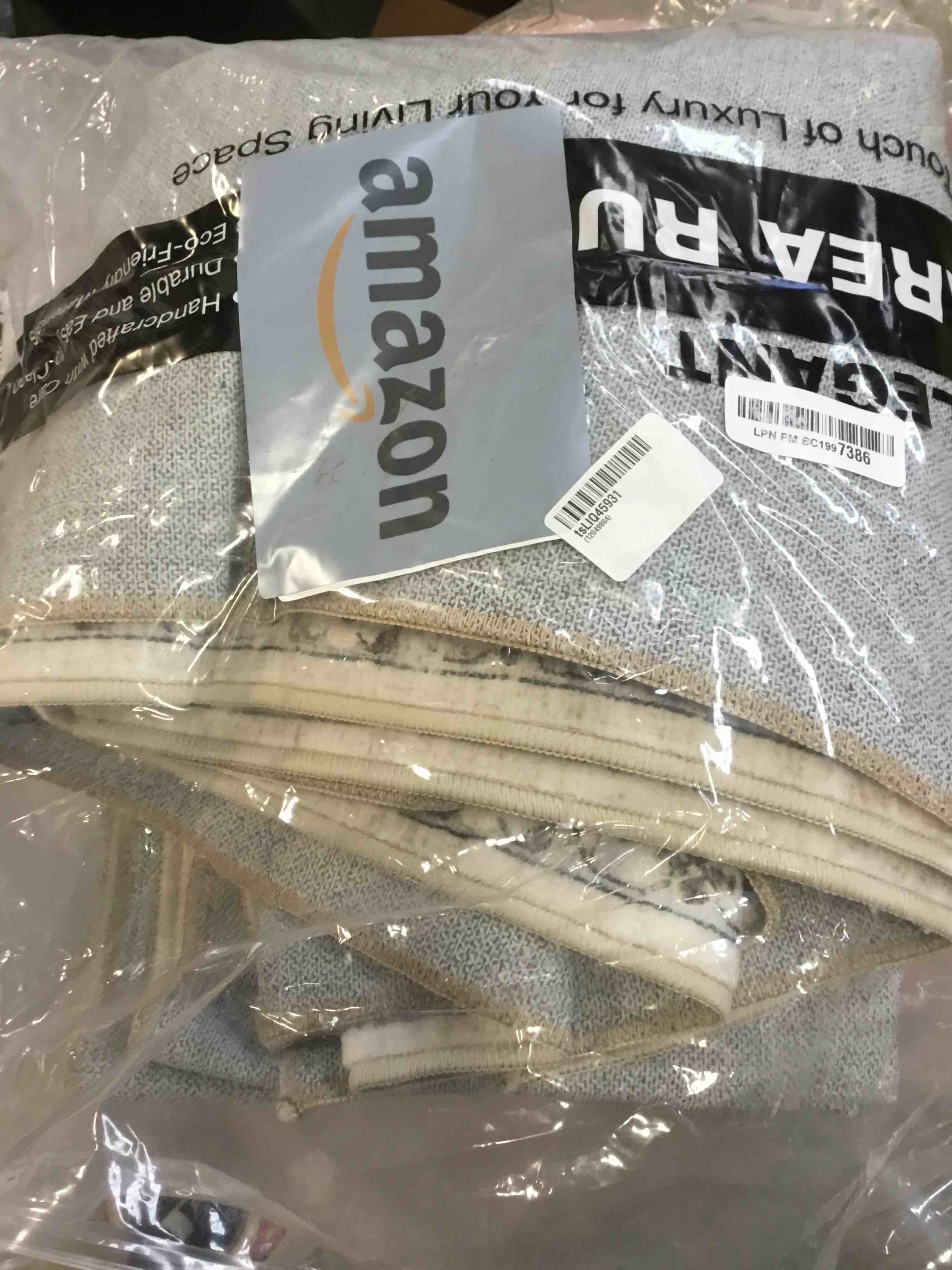 https://s3.amazonaws.com/lotting-images-prod/bidfta/PNK1557764_1734549809593.jpeg