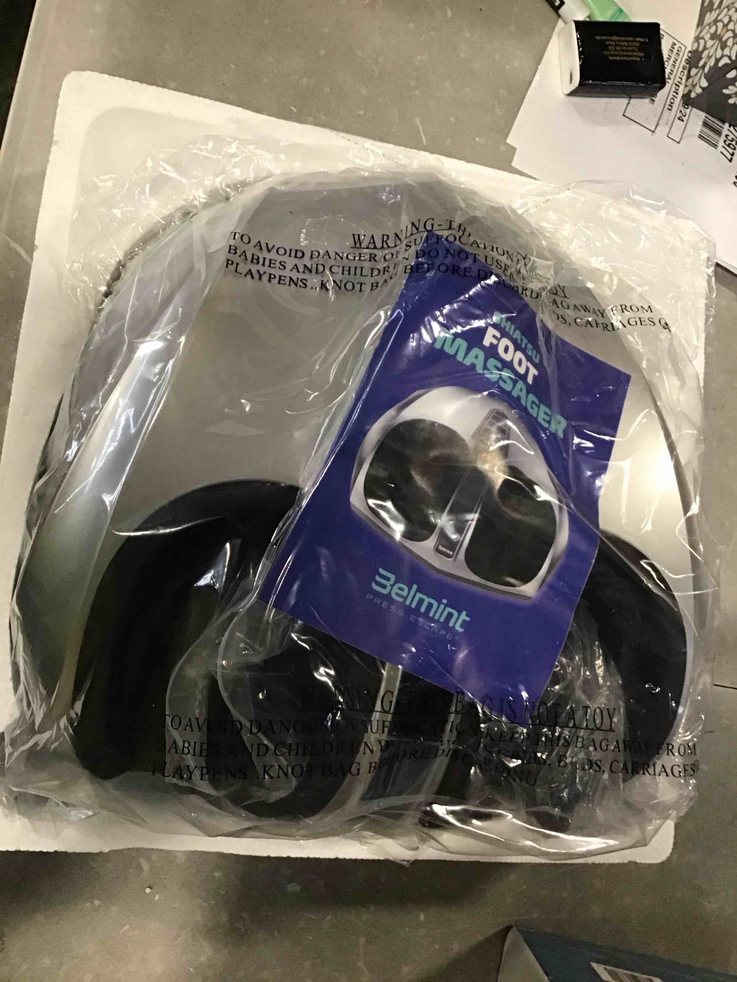 https://s3.amazonaws.com/lotting-images-prod/bidfta/PNK1557928_1734637123287.jpeg