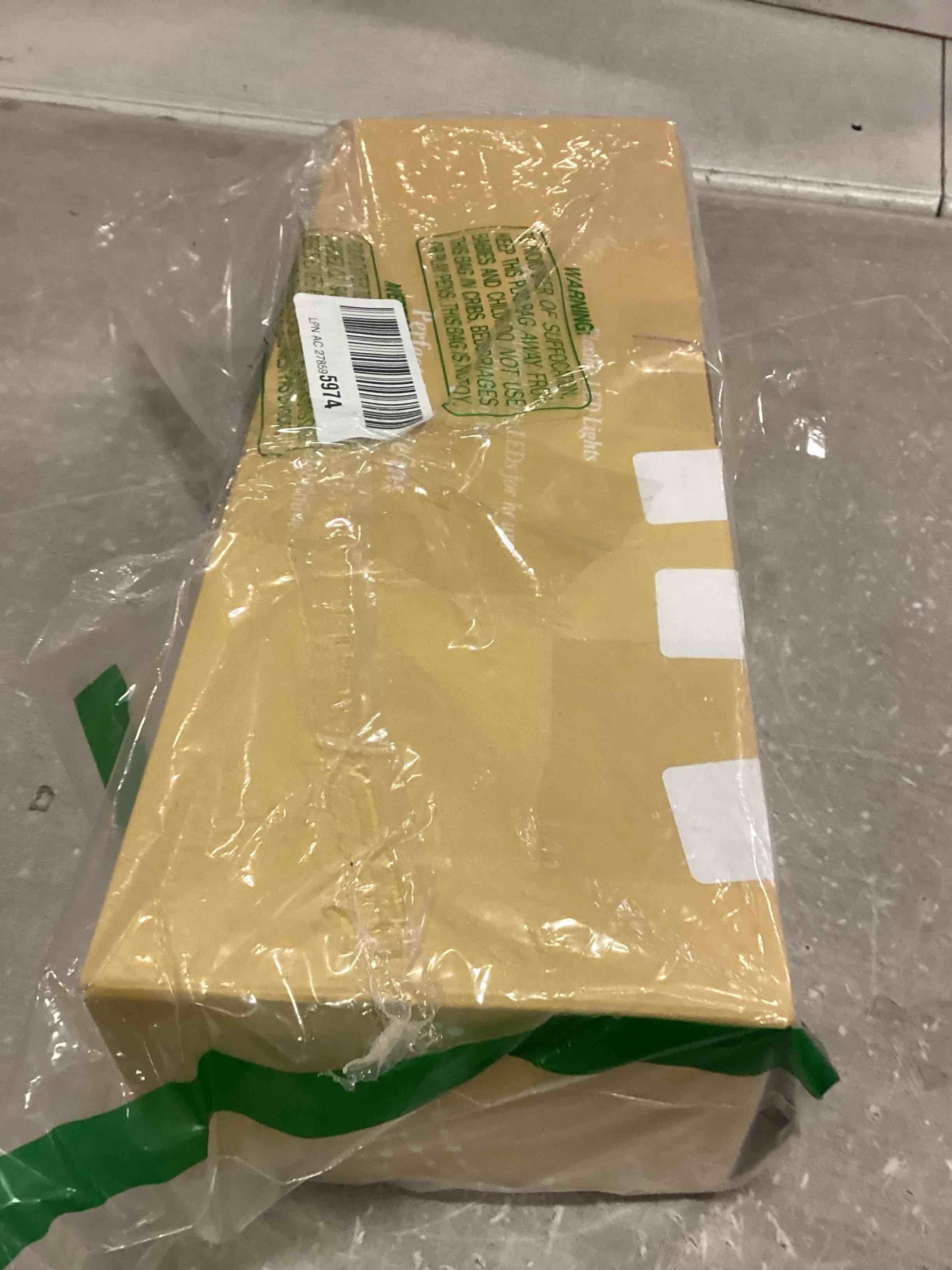 https://s3.amazonaws.com/lotting-images-prod/bidfta/PNK1561748_1733260898193.jpeg