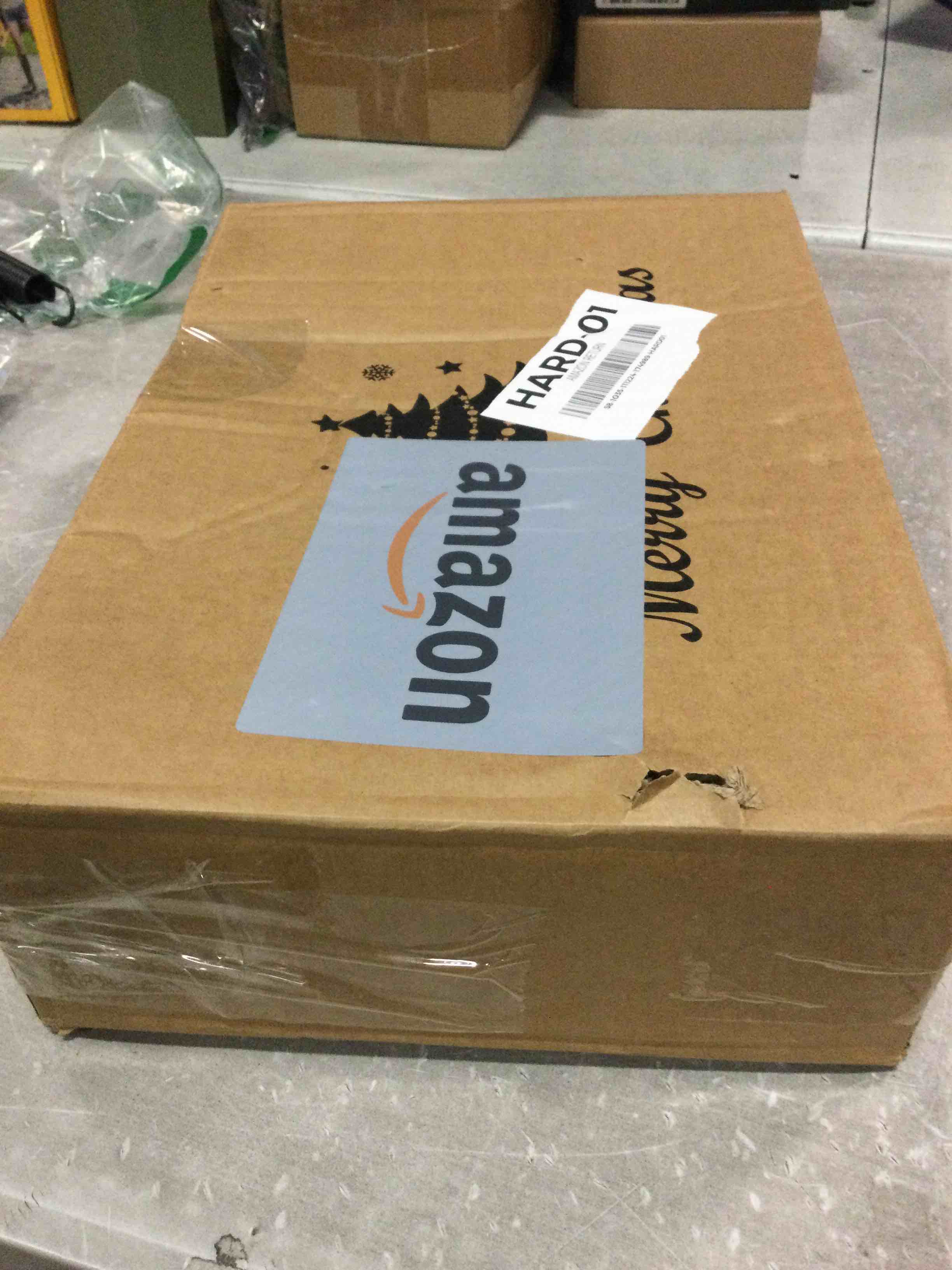 https://s3.amazonaws.com/lotting-images-prod/bidfta/PNK1561955_1733340158216.jpeg