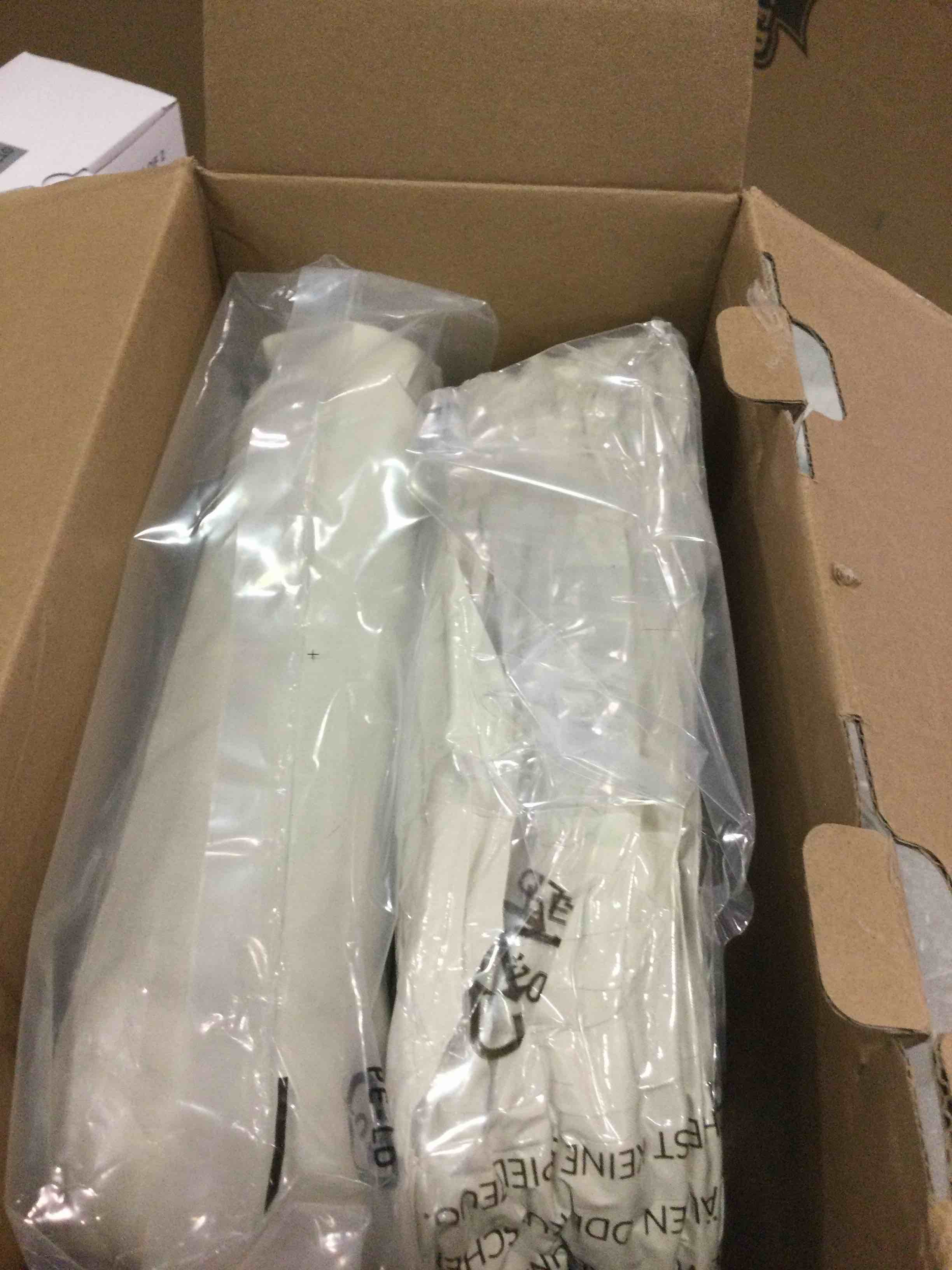 https://s3.amazonaws.com/lotting-images-prod/bidfta/PNK1561981_1733342720816.jpeg