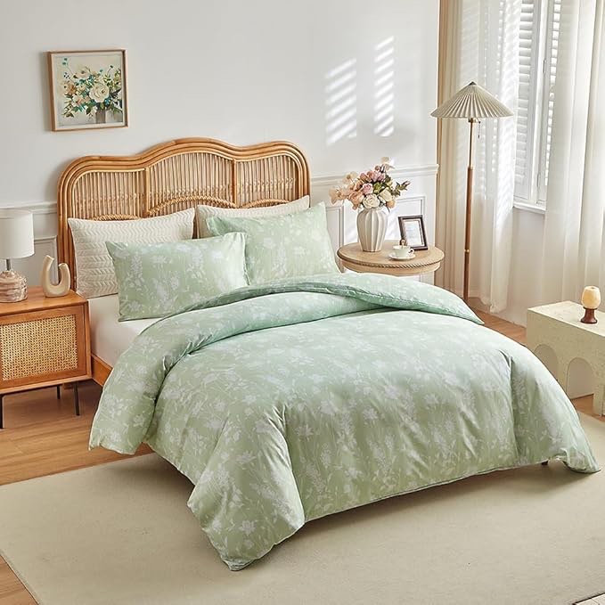 EAVD Sage Green Floral Comforter Set Queen Soft Microfiber Chic Garden Floral Bedding Comforter Set 1 Queen Bed Comforter and 2 Pillowcases Fresh Reversible Botanical Comforter Set for All-Season