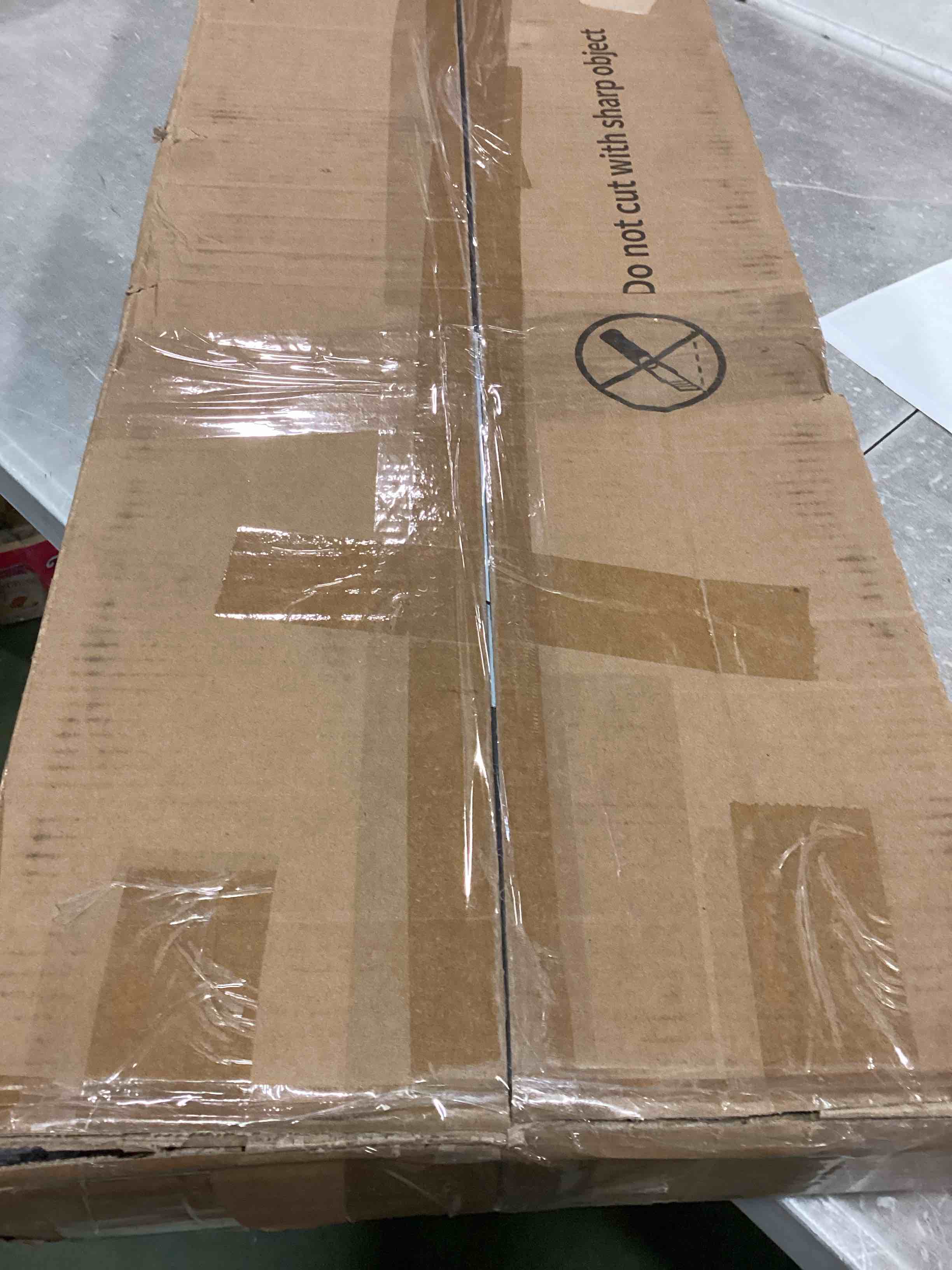 https://s3.amazonaws.com/lotting-images-prod/bidfta/PNK1562903_1734031454530.jpeg