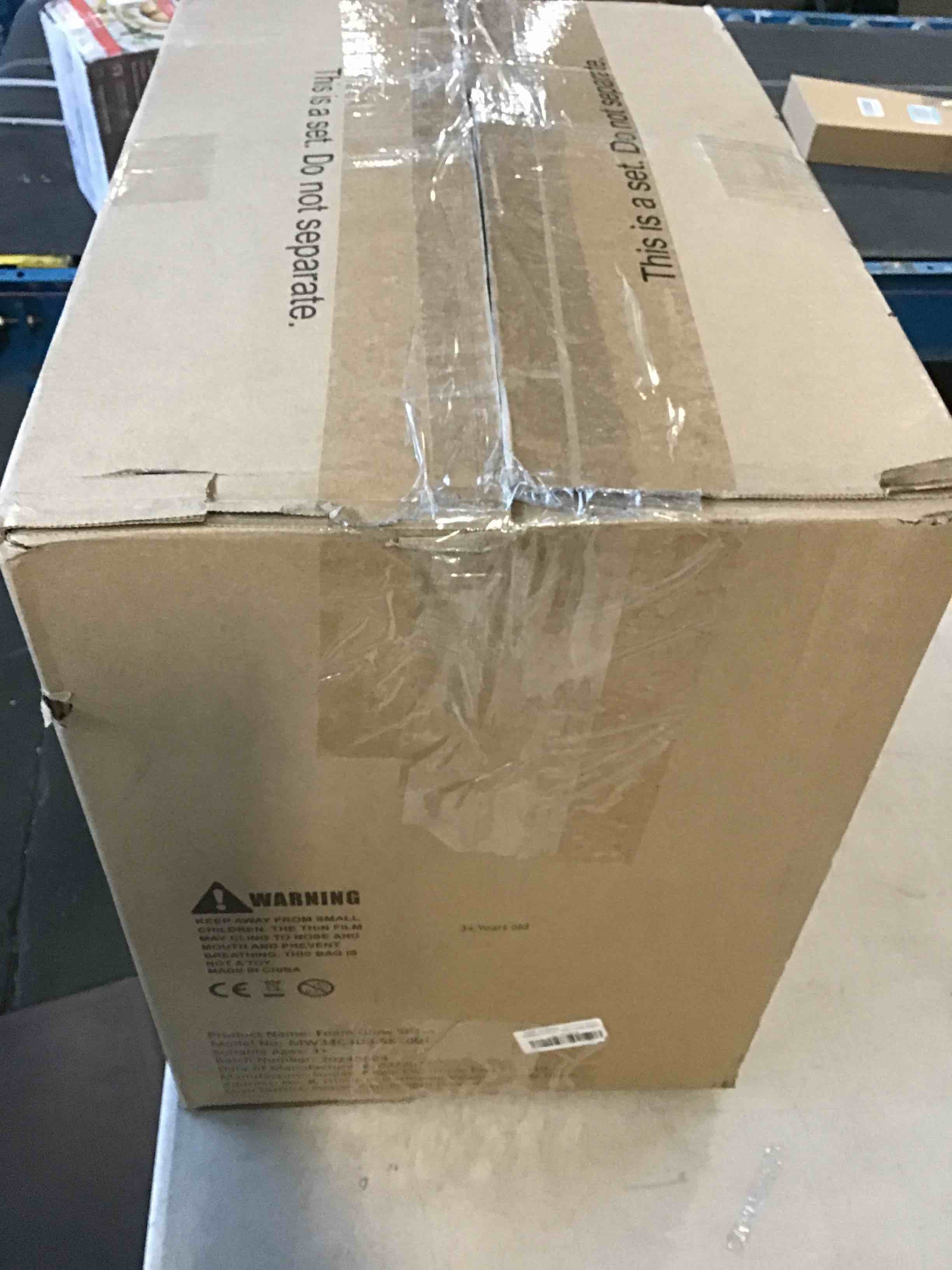 https://s3.amazonaws.com/lotting-images-prod/bidfta/PNK1565517_1737121016514.jpeg