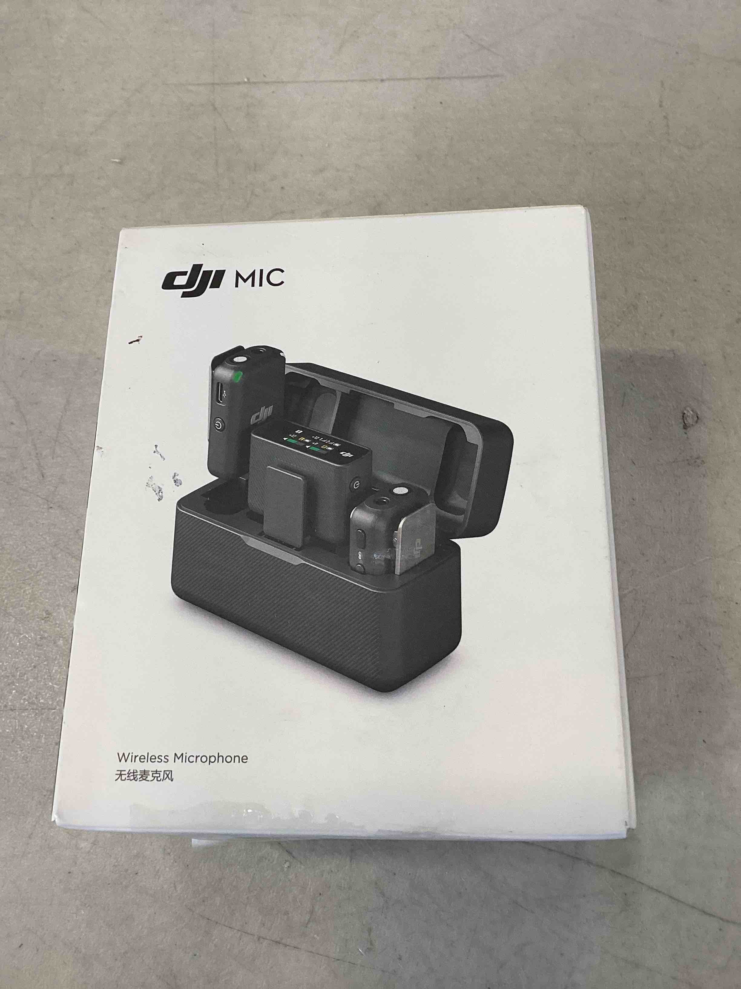 https://s3.amazonaws.com/lotting-images-prod/bidfta/PNK1565870_1737404733212.jpeg