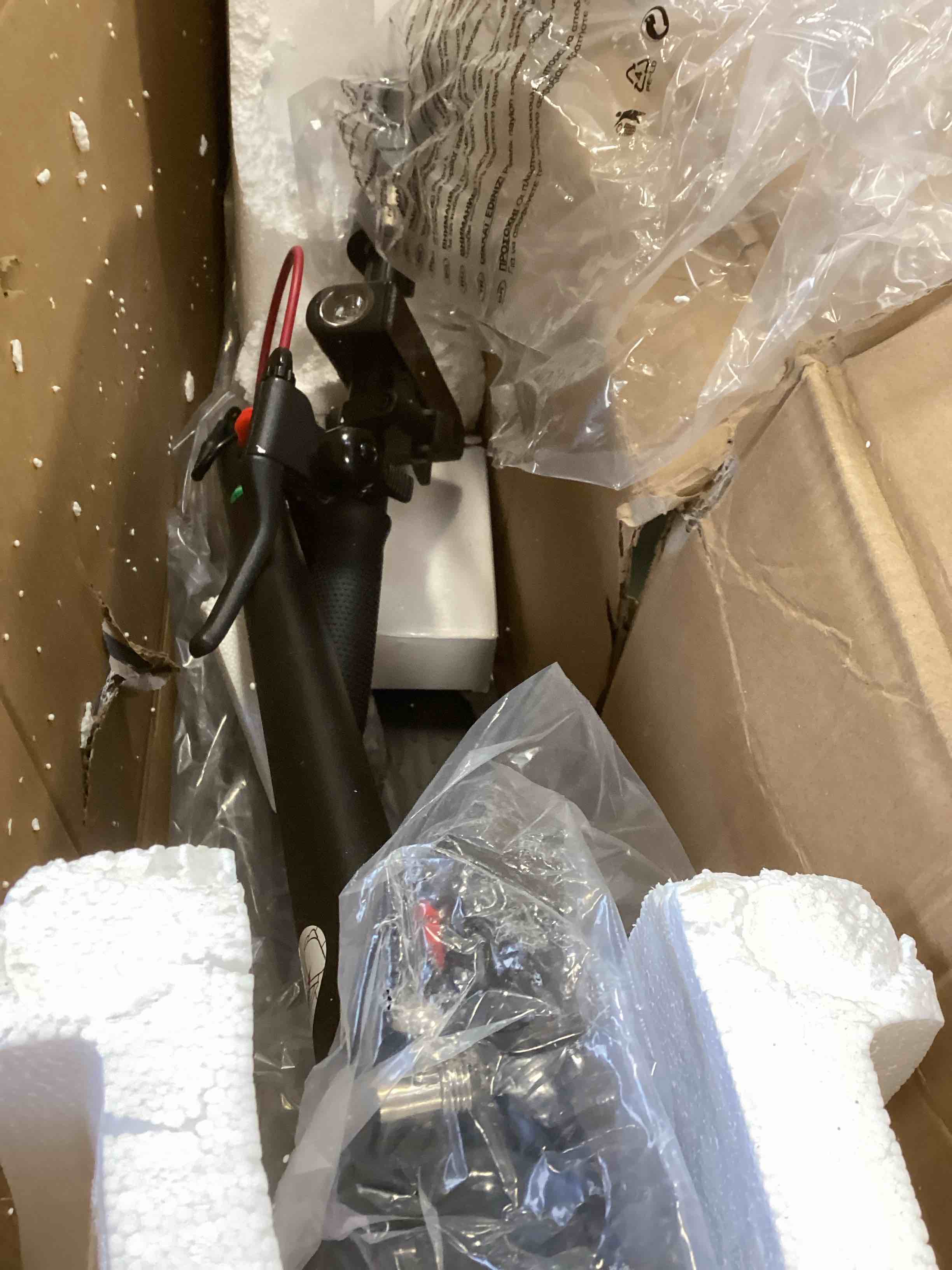 https://s3.amazonaws.com/lotting-images-prod/bidfta/PNK1566343_1737642224555.jpeg