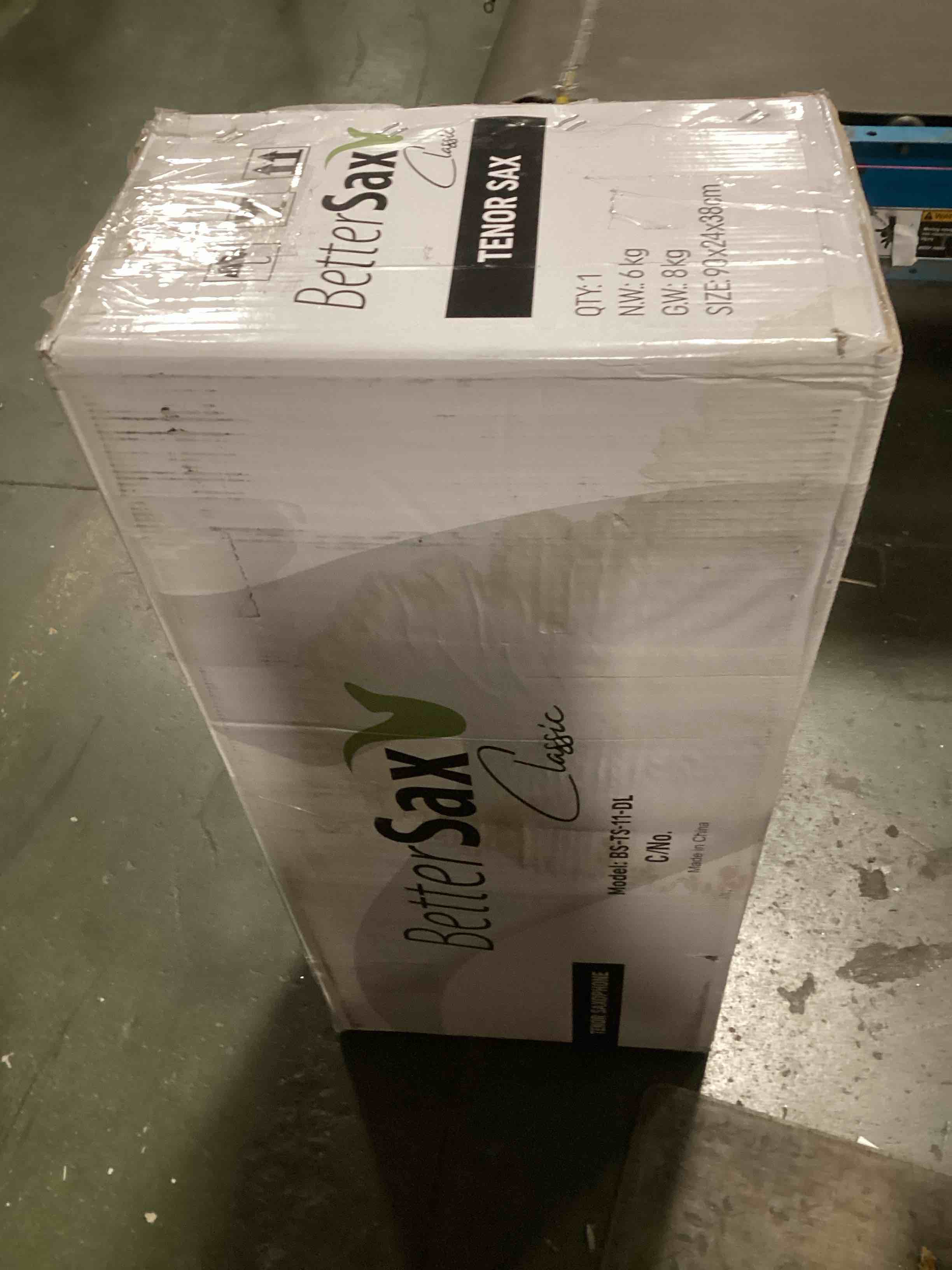 https://s3.amazonaws.com/lotting-images-prod/bidfta/PNK1566686_1738066568525.jpeg