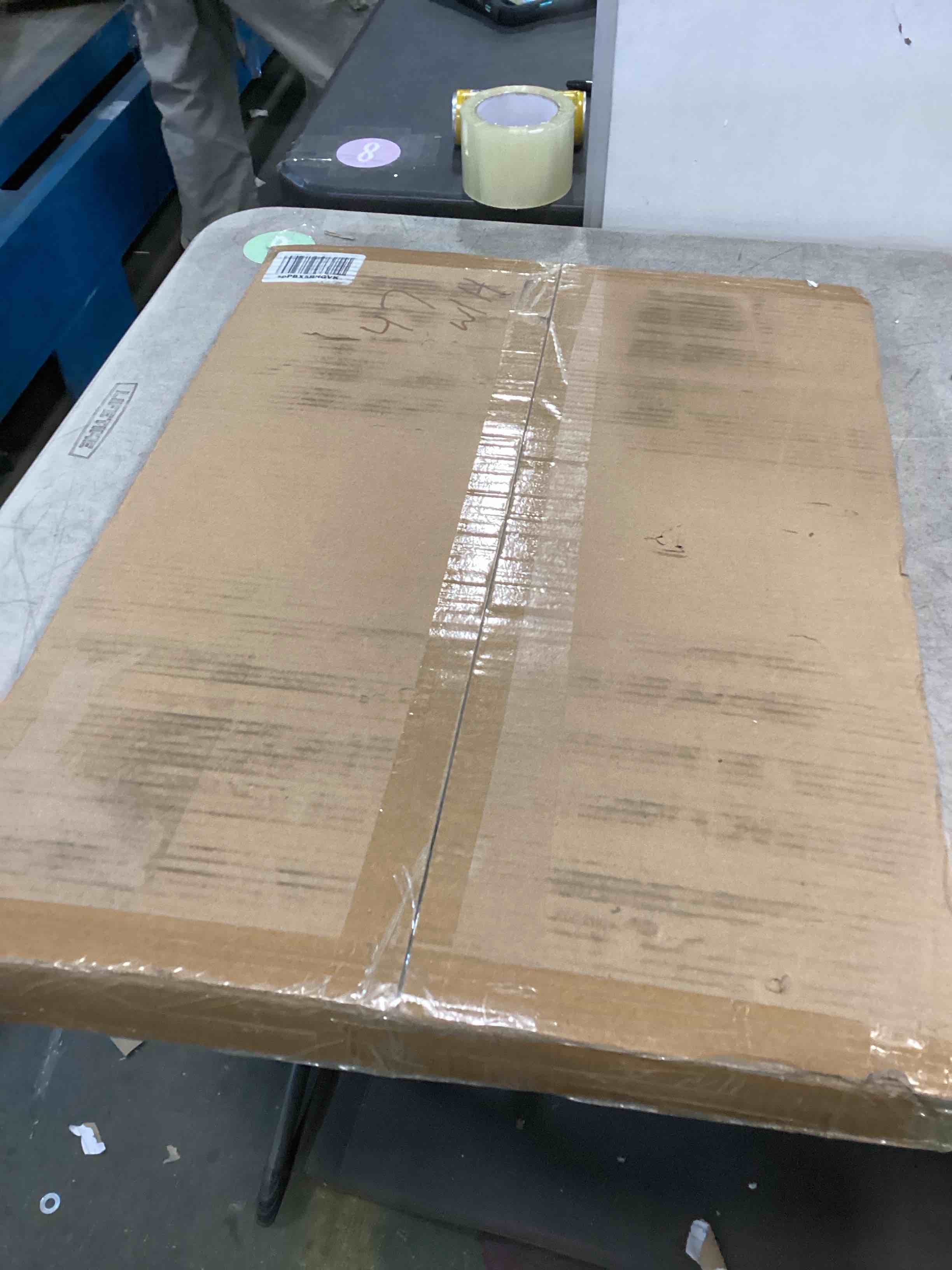 https://s3.amazonaws.com/lotting-images-prod/bidfta/PNK1568031_1735588454958.jpeg