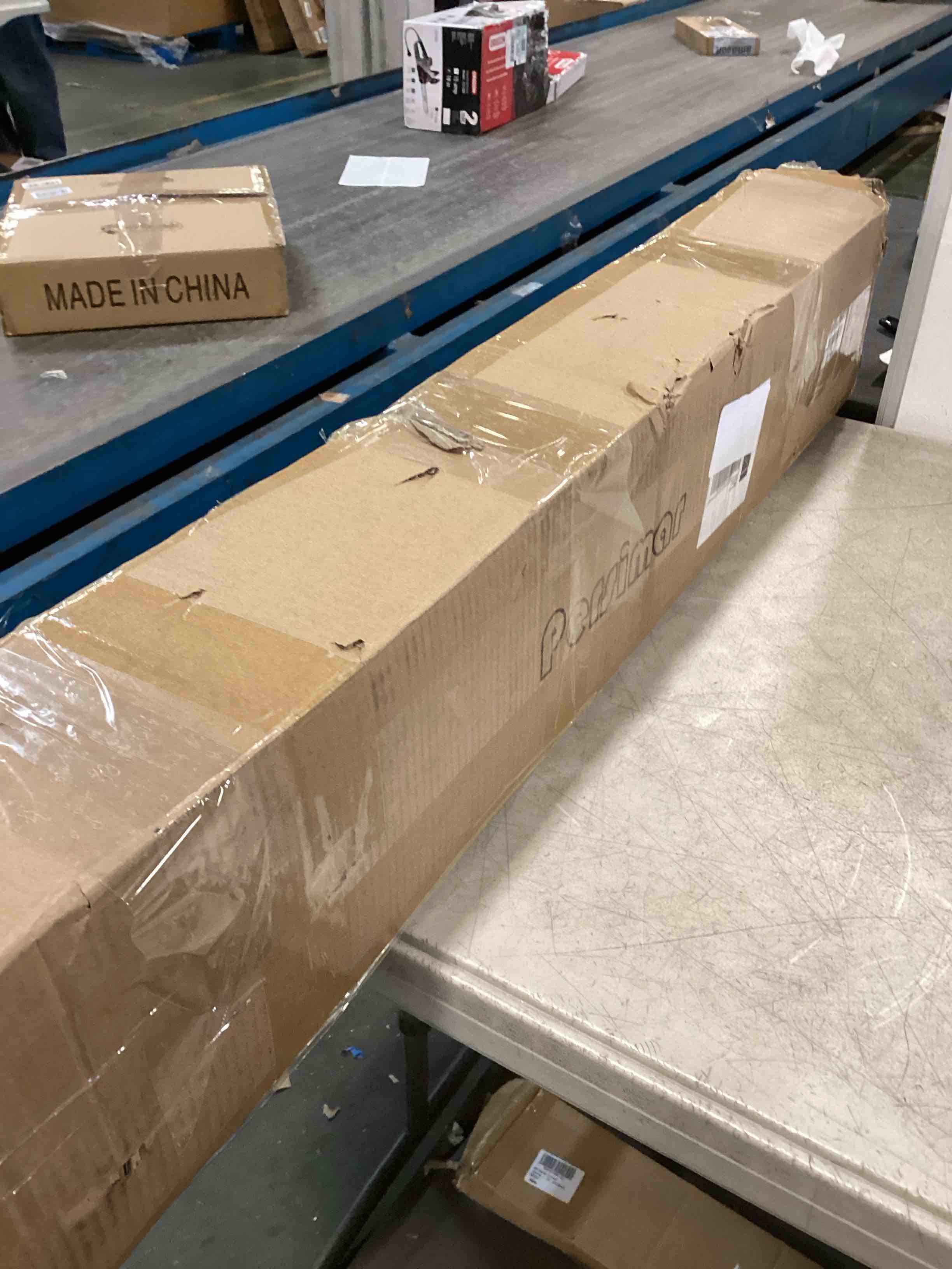 https://s3.amazonaws.com/lotting-images-prod/bidfta/PNK1568047_1735591465826.jpeg