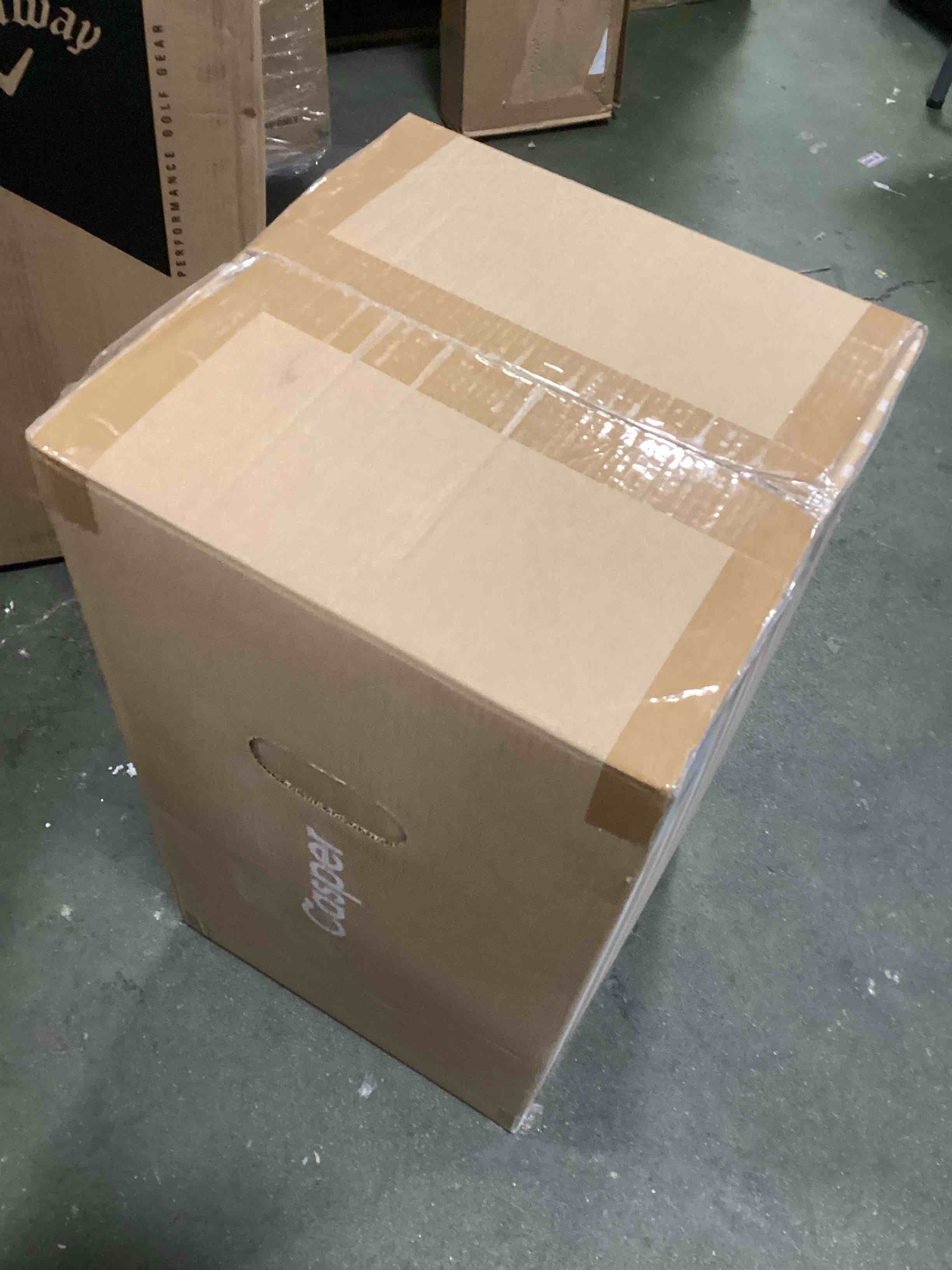 https://s3.amazonaws.com/lotting-images-prod/bidfta/PNK1569338_1736442586226.jpeg