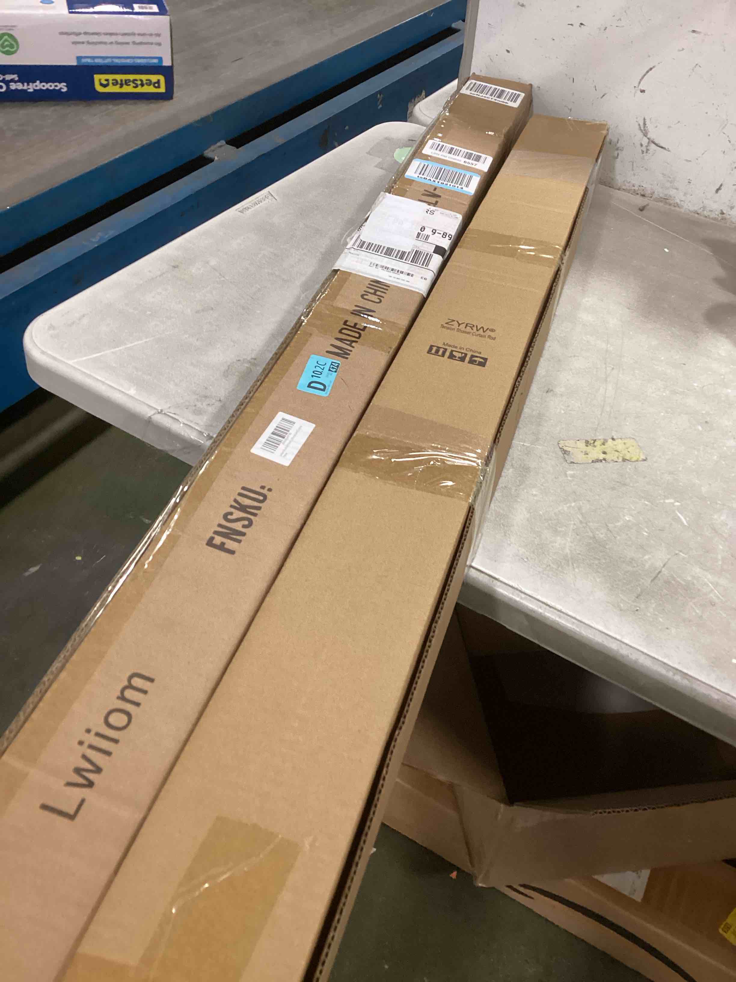https://s3.amazonaws.com/lotting-images-prod/bidfta/PNK1569640_1736773354305.jpeg