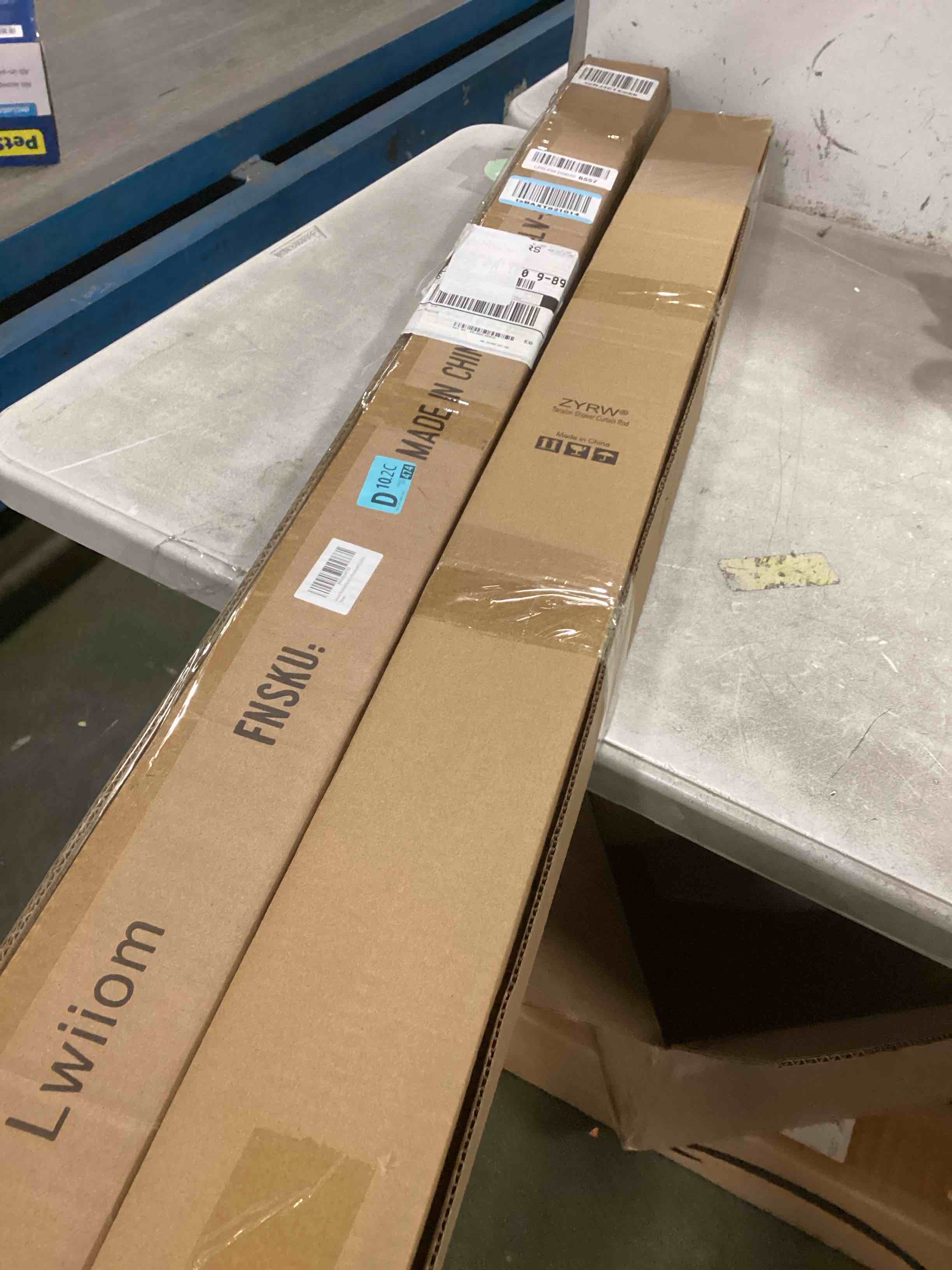 https://s3.amazonaws.com/lotting-images-prod/bidfta/PNK1569640_1736773356179.jpeg