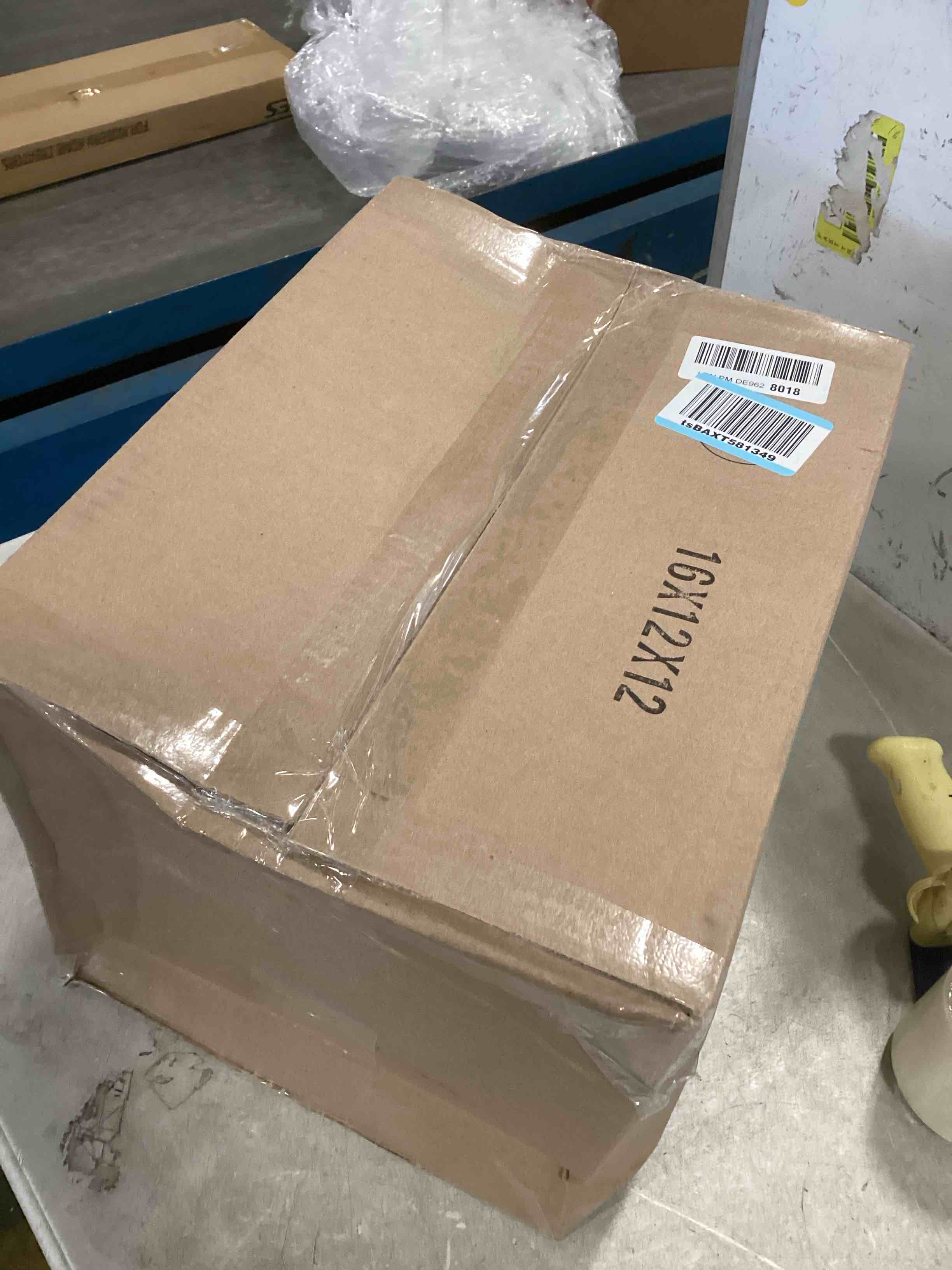 https://s3.amazonaws.com/lotting-images-prod/bidfta/PNK1569721_1736782900939.jpeg