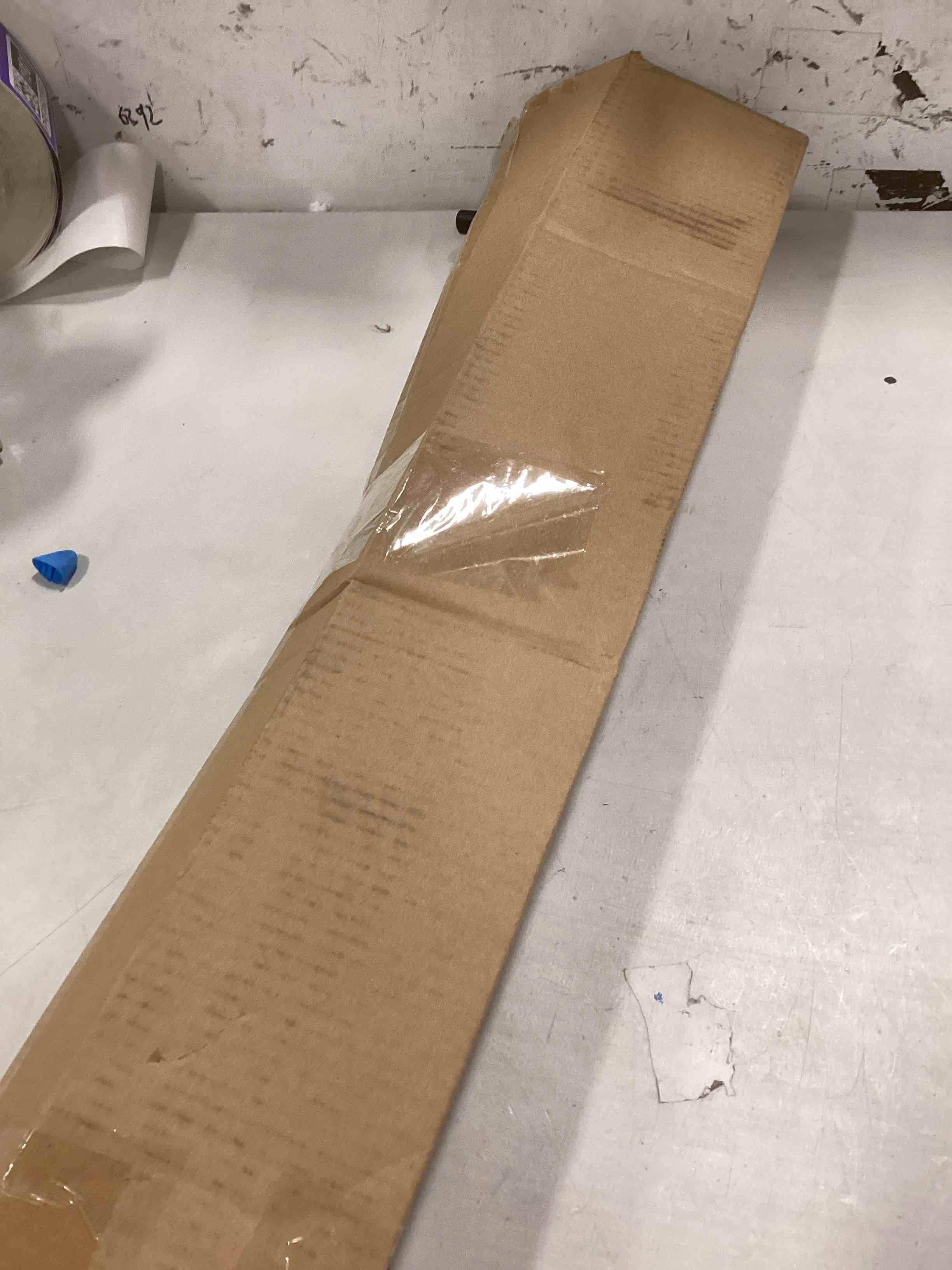 https://s3.amazonaws.com/lotting-images-prod/bidfta/PNK1569947_1736871637935.jpeg