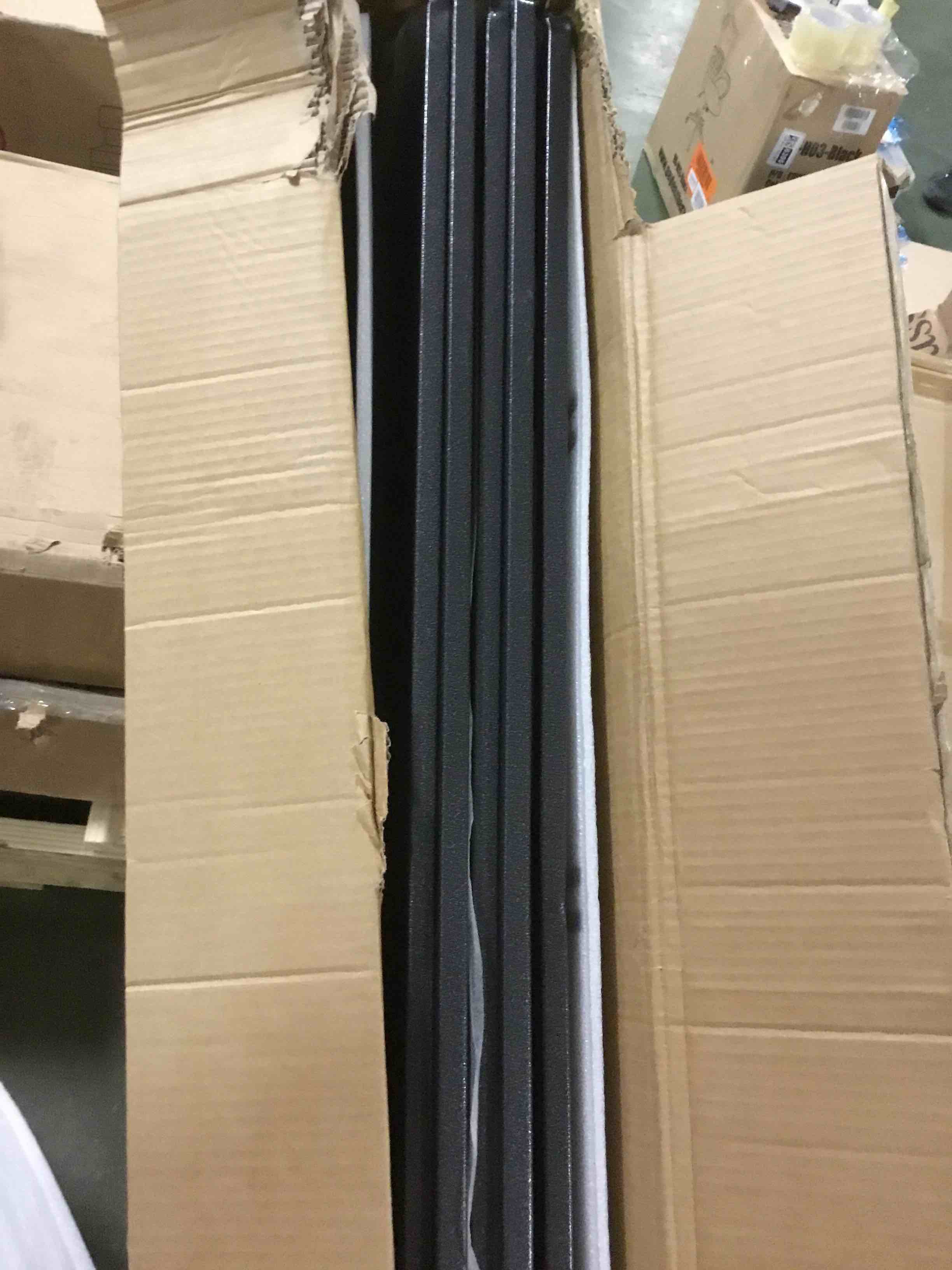 https://s3.amazonaws.com/lotting-images-prod/bidfta/PNK1570291_1733532085625.jpeg
