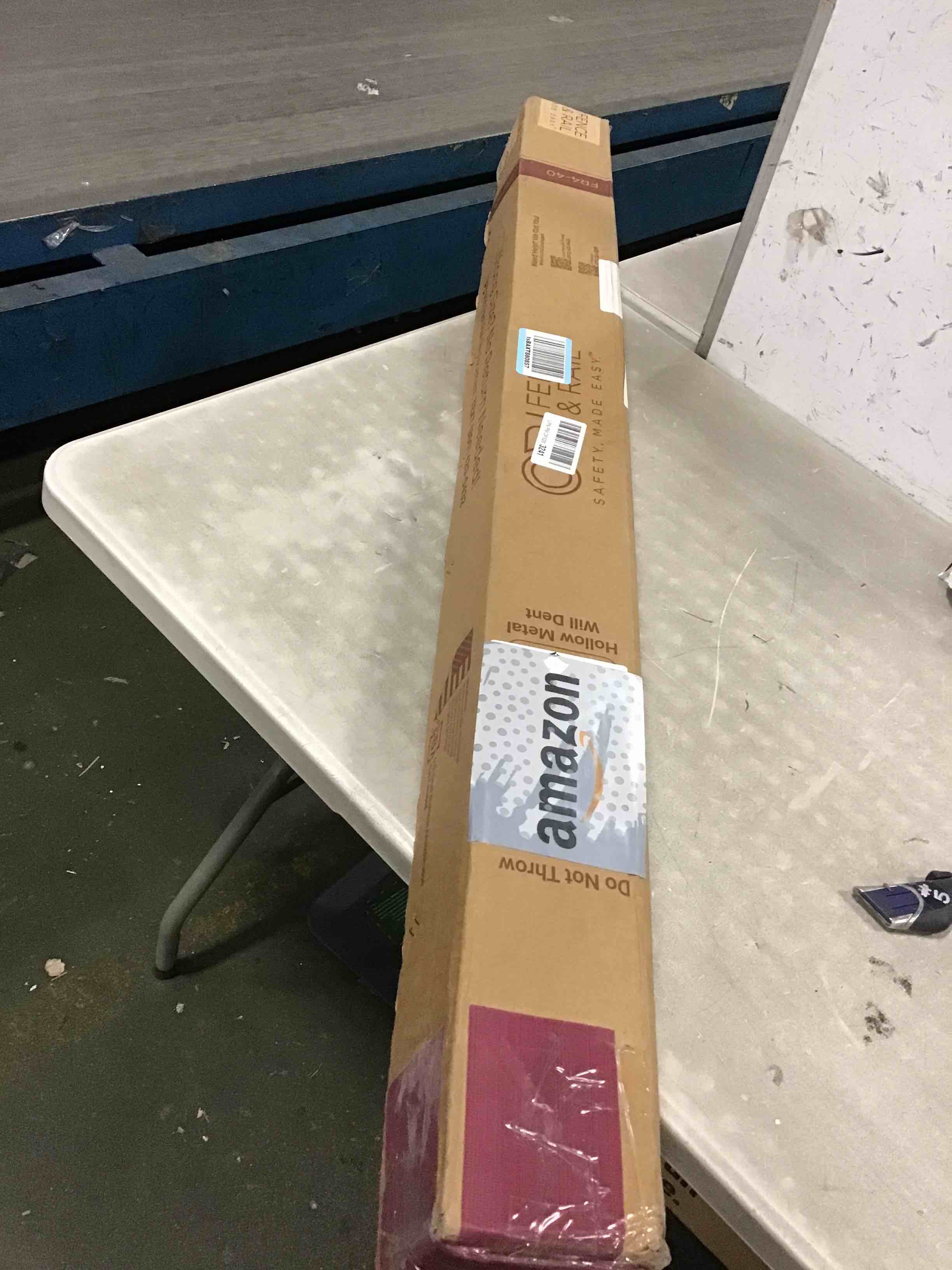 https://s3.amazonaws.com/lotting-images-prod/bidfta/PNK1570646_1733972601623.jpeg