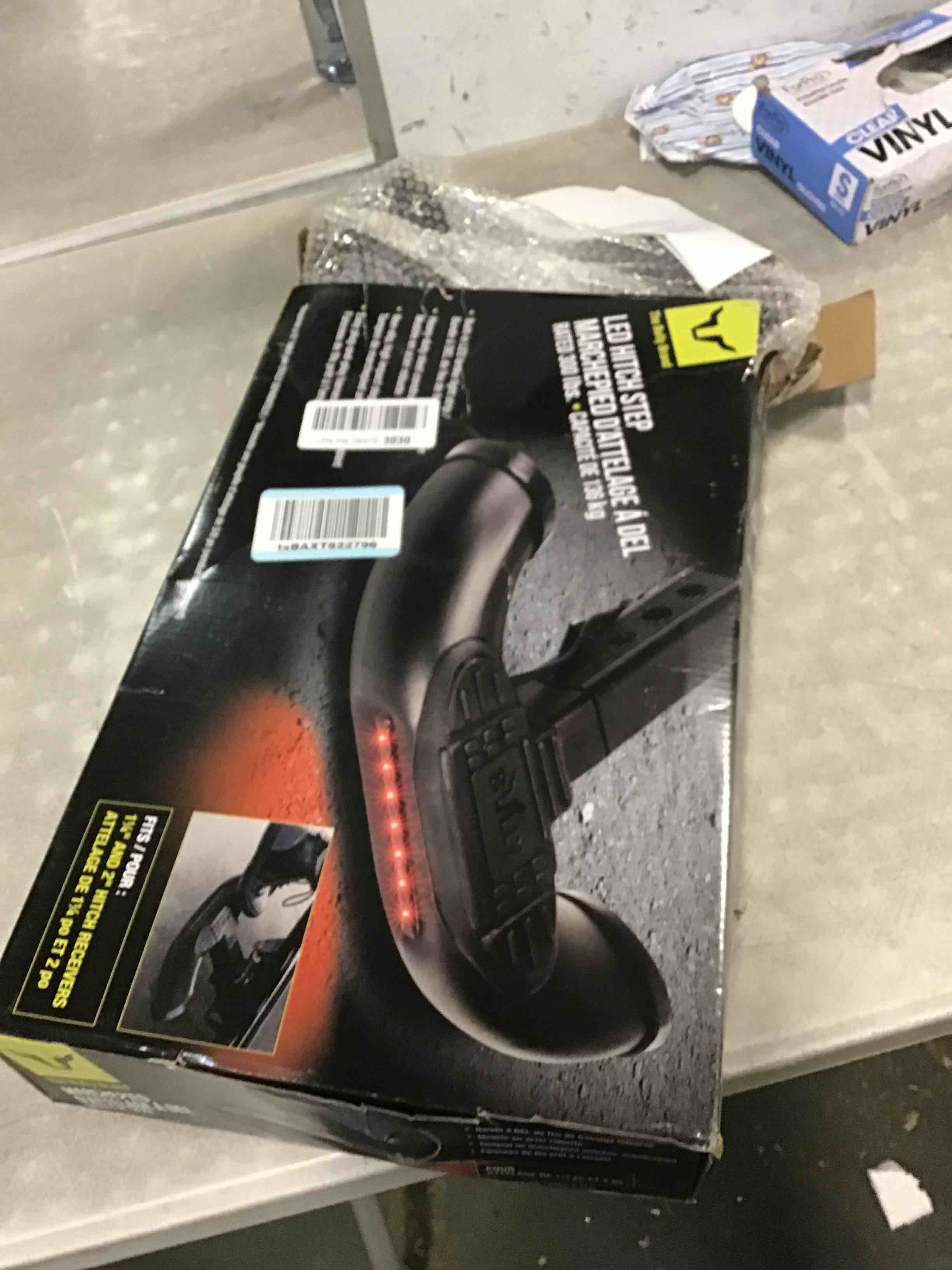 https://s3.amazonaws.com/lotting-images-prod/bidfta/PNK1570683_1733978421798.jpeg