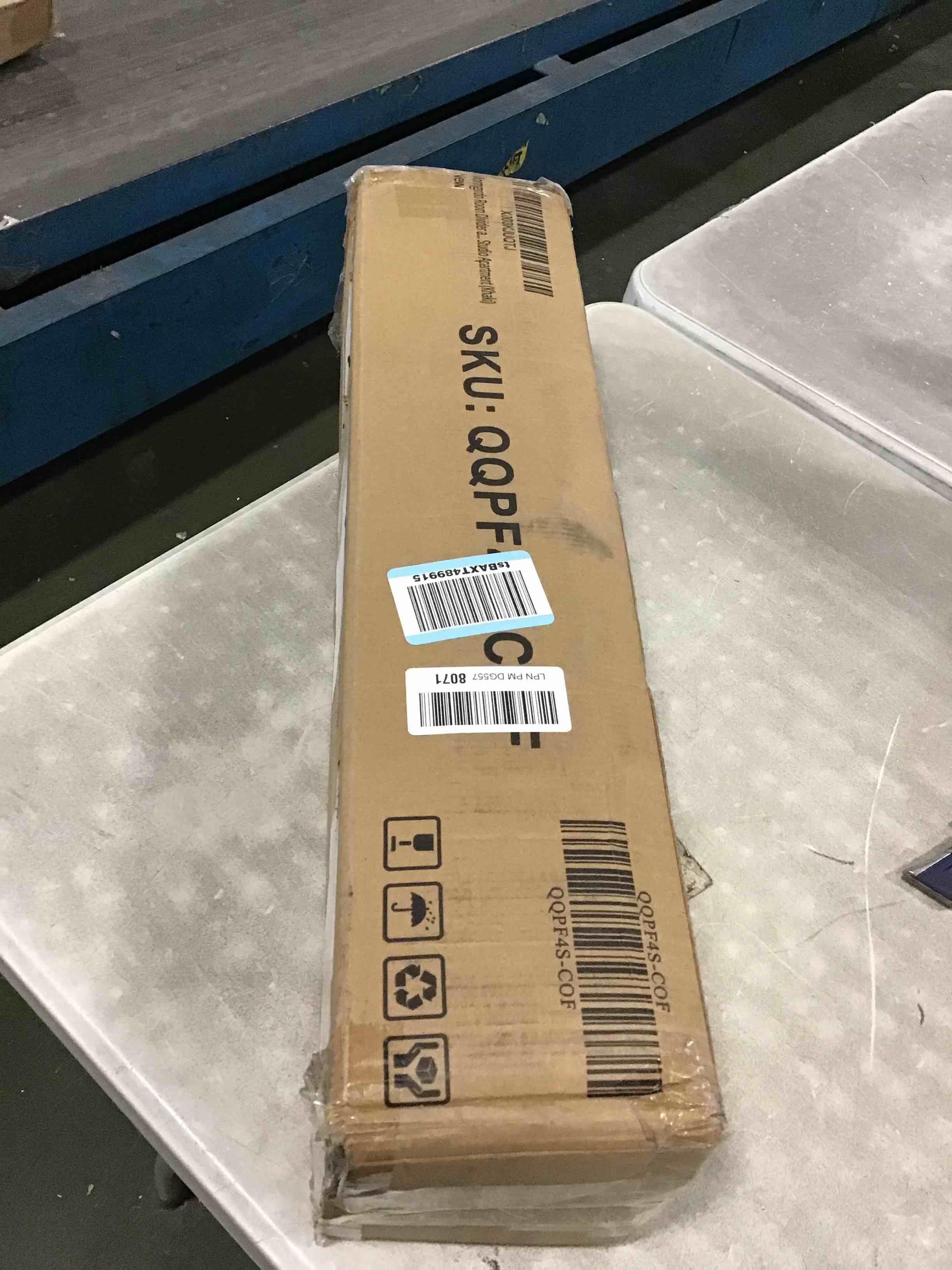https://s3.amazonaws.com/lotting-images-prod/bidfta/PNK1570694_1733979777546.jpeg