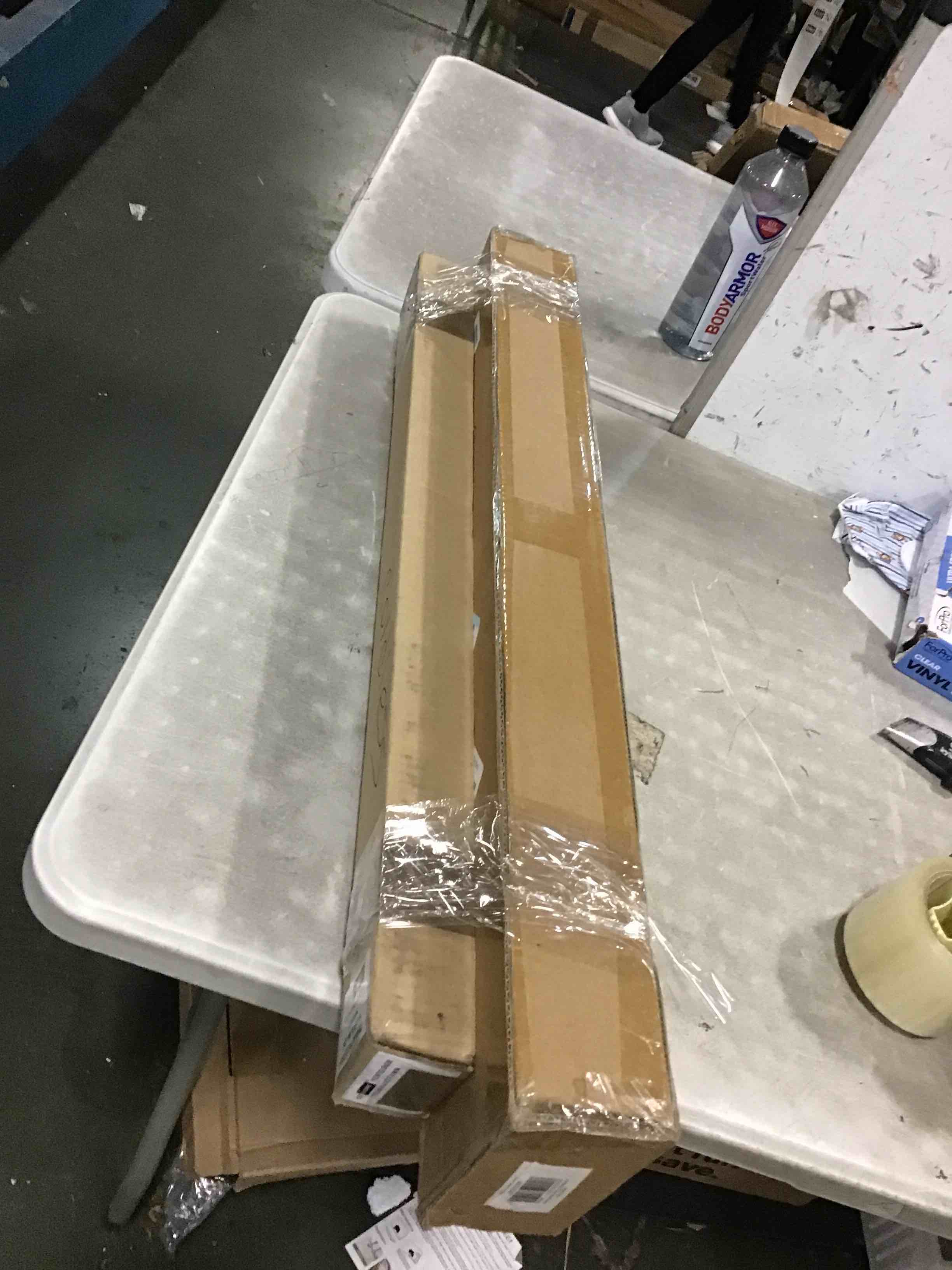 https://s3.amazonaws.com/lotting-images-prod/bidfta/PNK1570720_1733982829137.jpeg