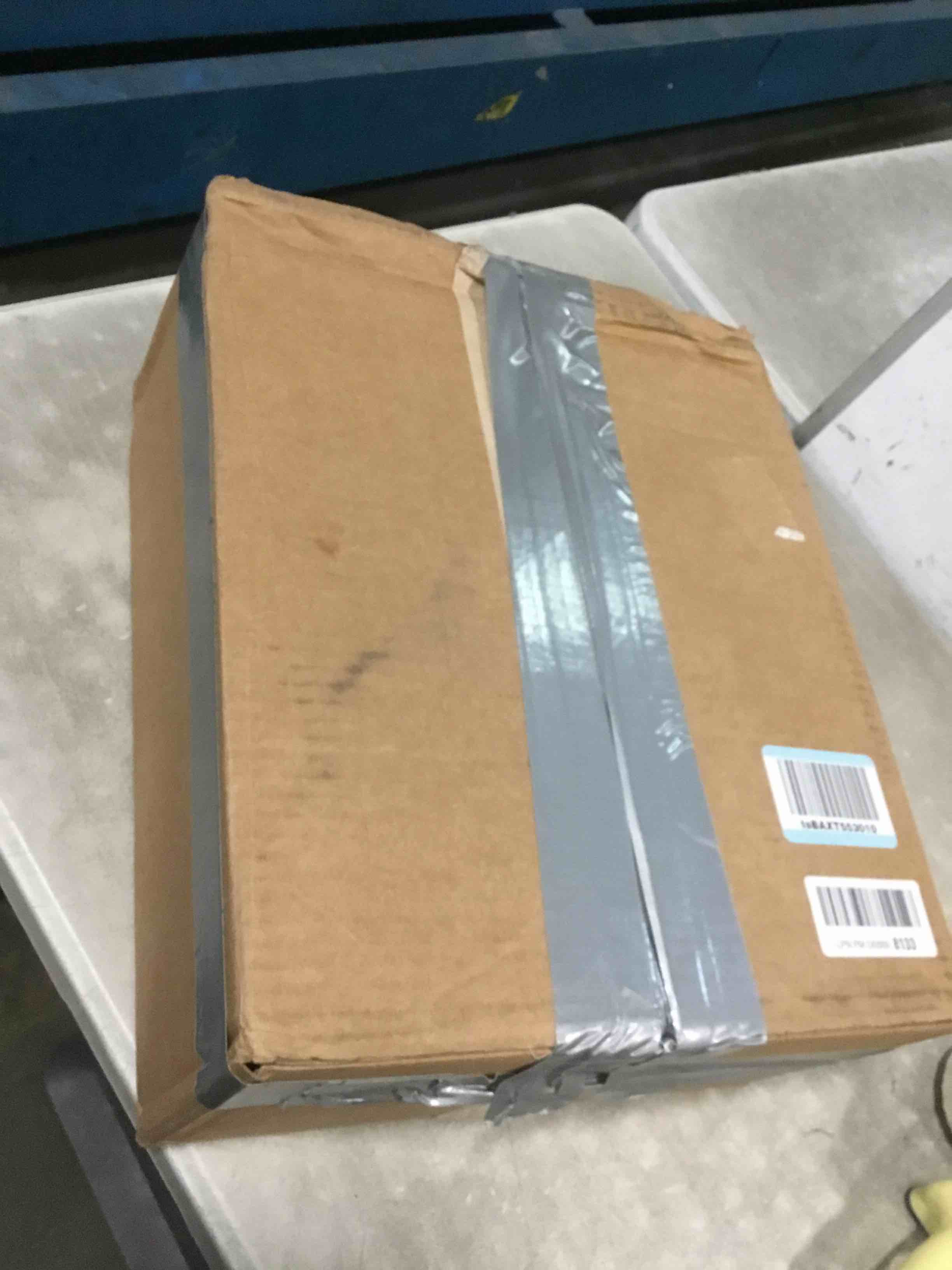 https://s3.amazonaws.com/lotting-images-prod/bidfta/PNK1570923_1734129172499.jpeg