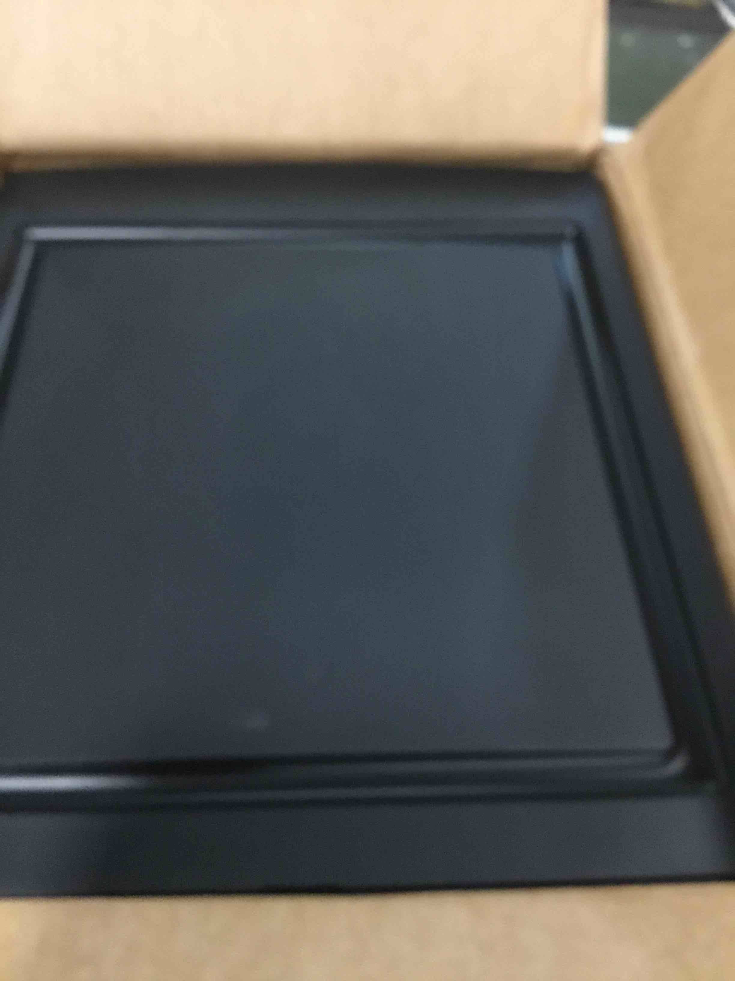 https://s3.amazonaws.com/lotting-images-prod/bidfta/PNK1571024_1734144145529.jpeg