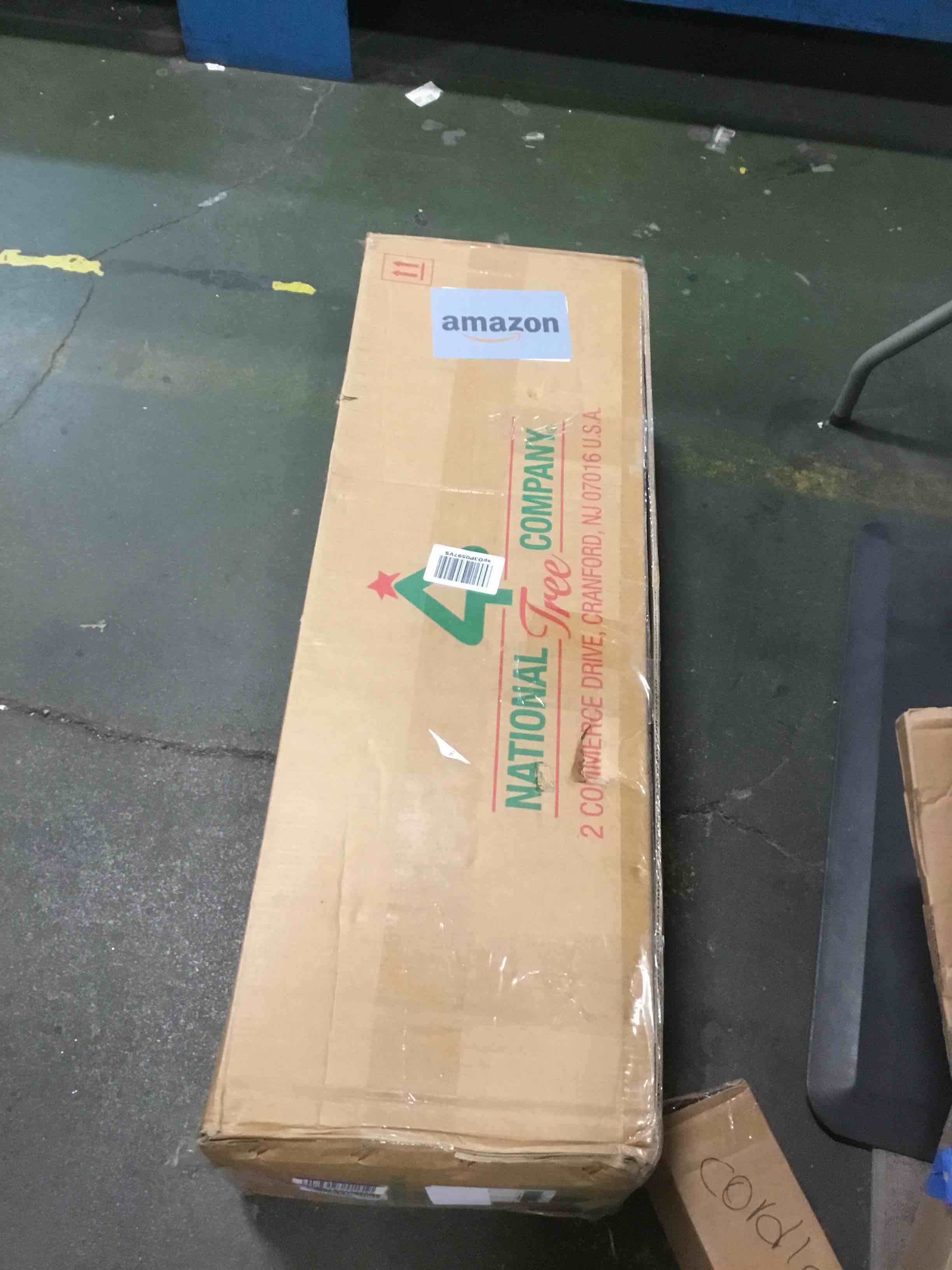 https://s3.amazonaws.com/lotting-images-prod/bidfta/PNK1571026_1734144540748.jpeg