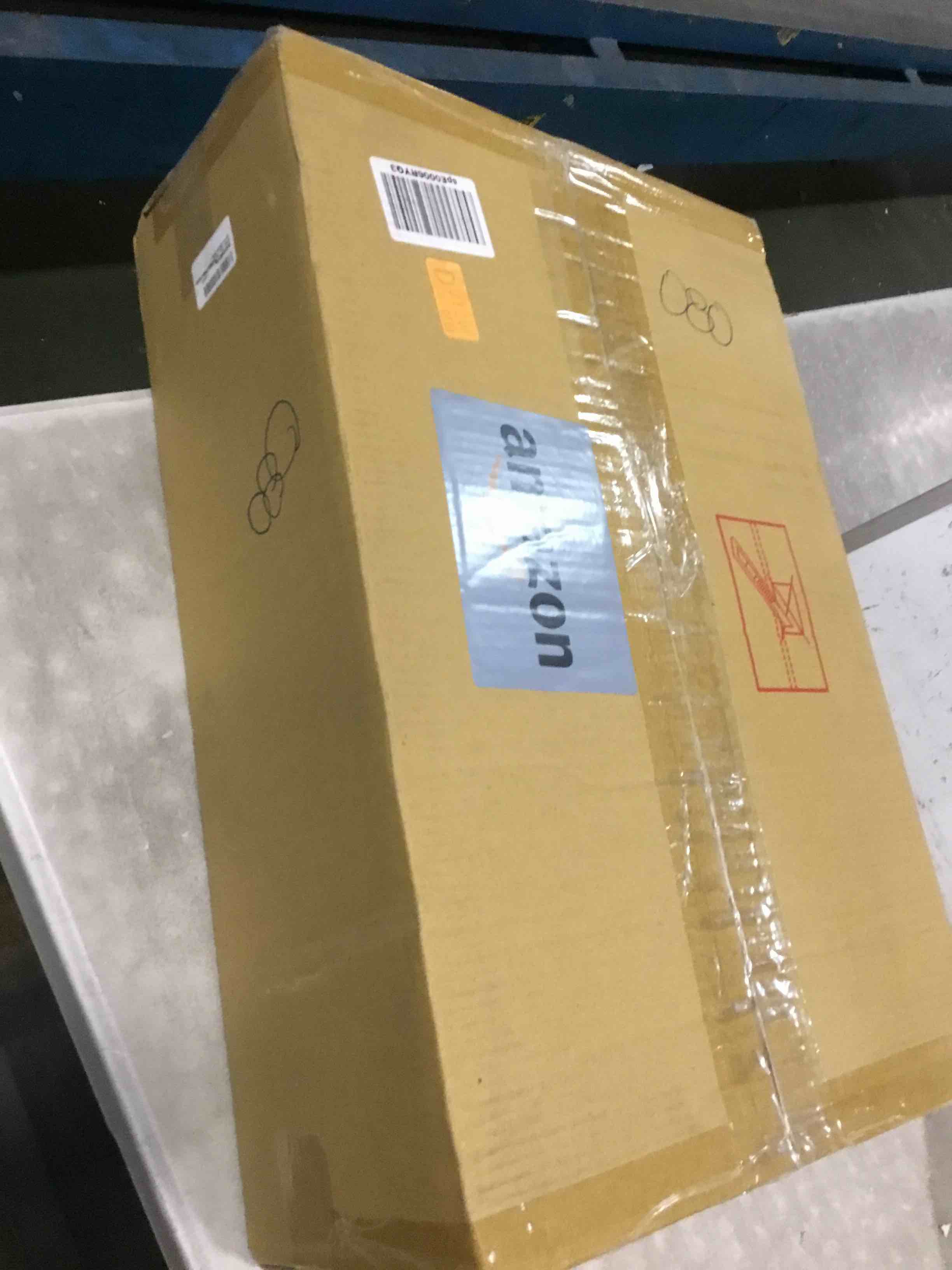 https://s3.amazonaws.com/lotting-images-prod/bidfta/PNK1571027_1734144732855.jpeg