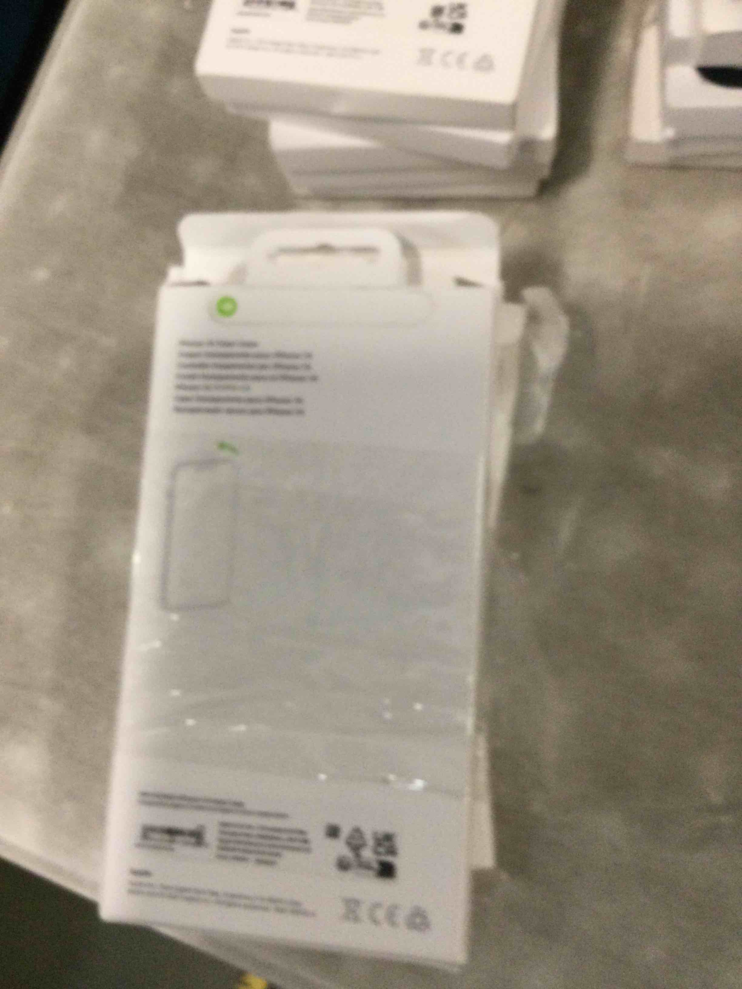 https://s3.amazonaws.com/lotting-images-prod/bidfta/PNK1571187_1734395100775.jpeg