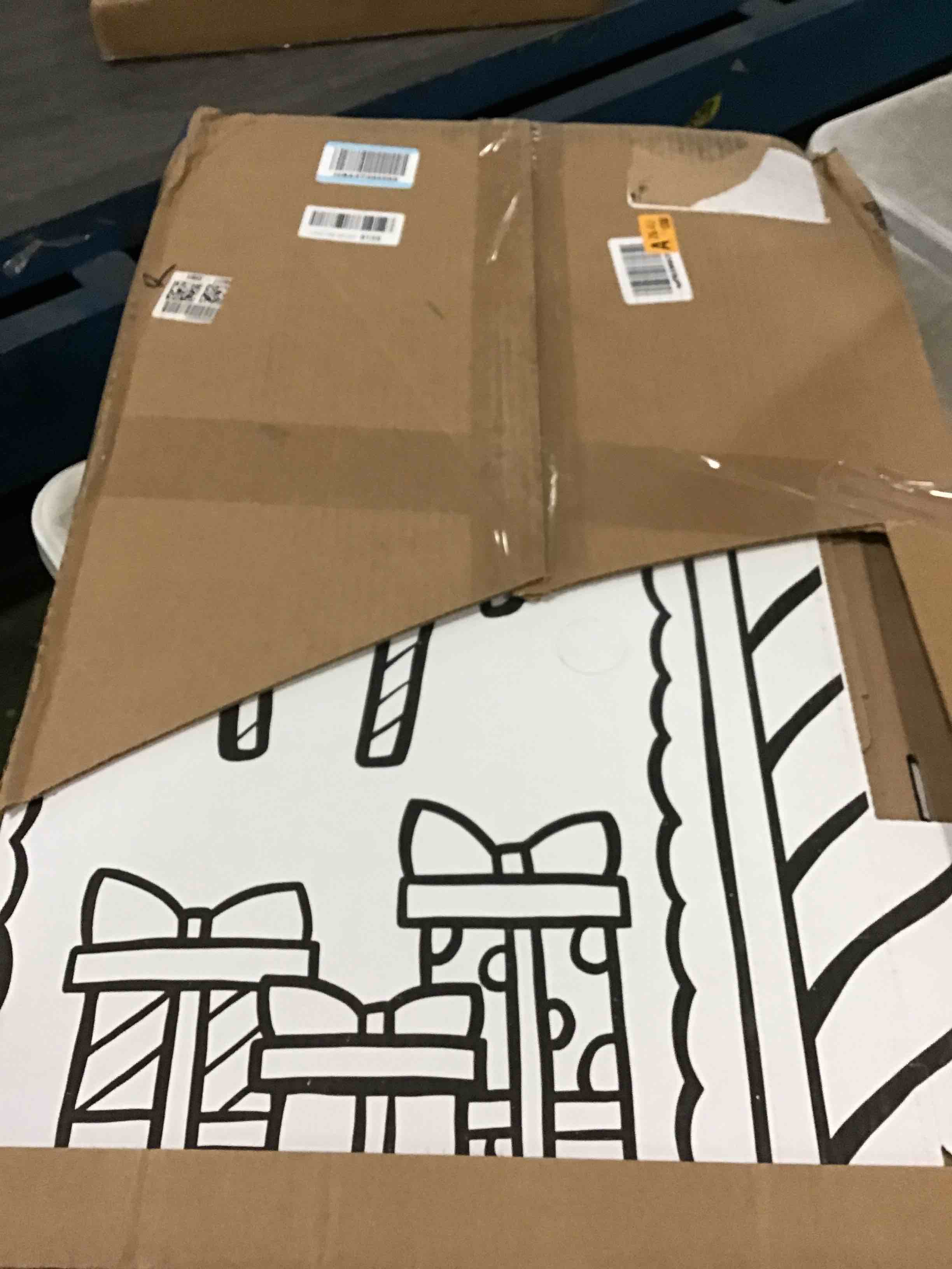 https://s3.amazonaws.com/lotting-images-prod/bidfta/PNK1571510_1734498081441.jpeg
