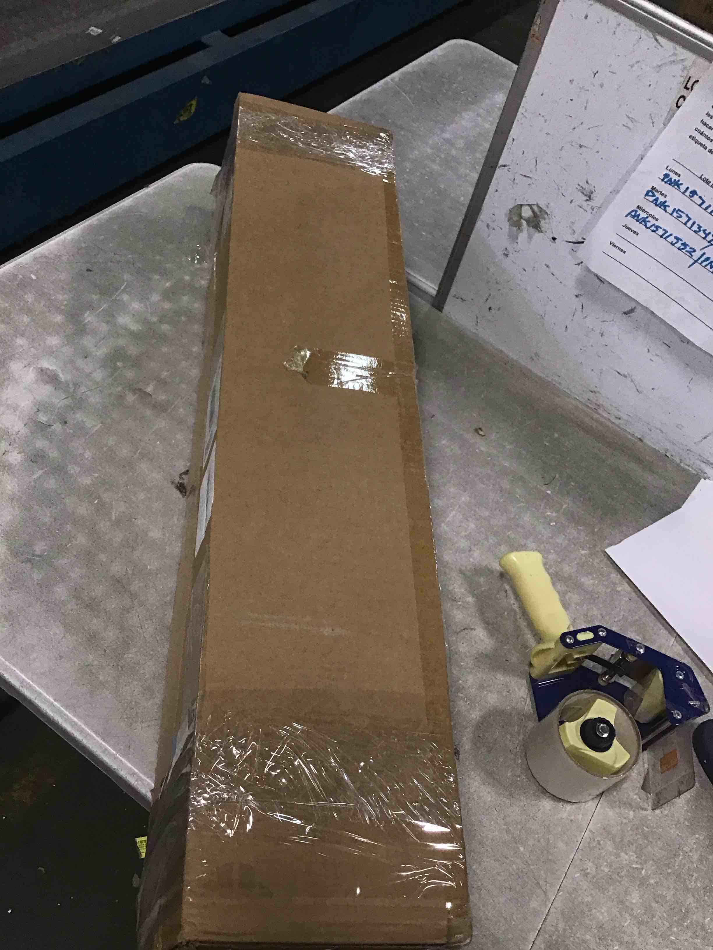 https://s3.amazonaws.com/lotting-images-prod/bidfta/PNK1571869_1734659314686.jpeg