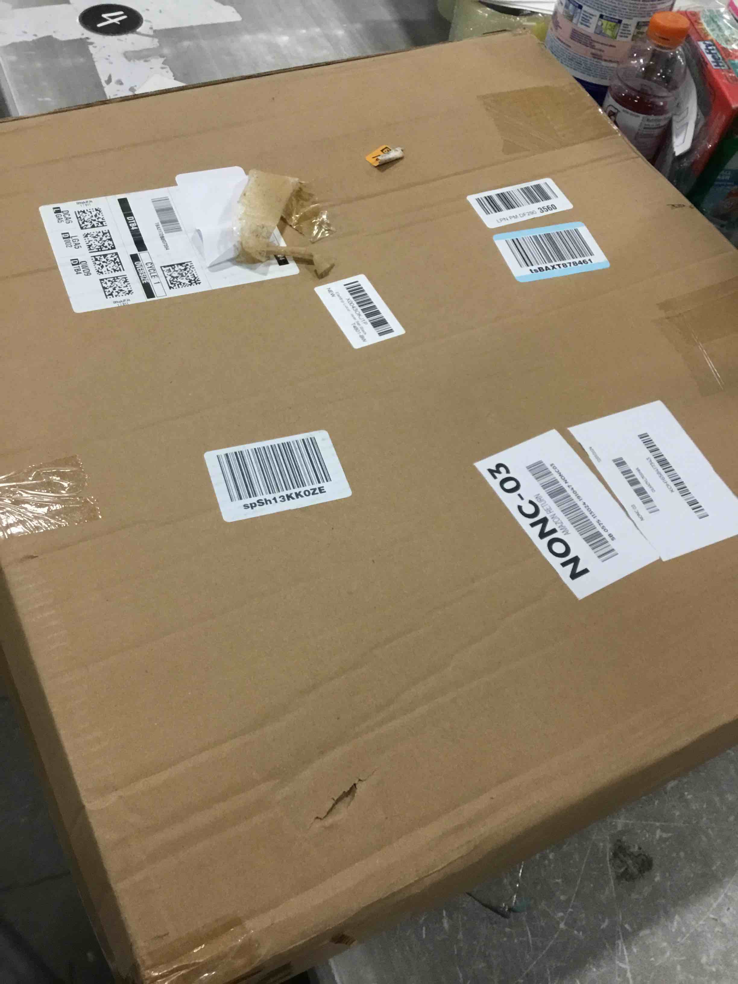 https://s3.amazonaws.com/lotting-images-prod/bidfta/PNK1572506_1735326300406.jpeg