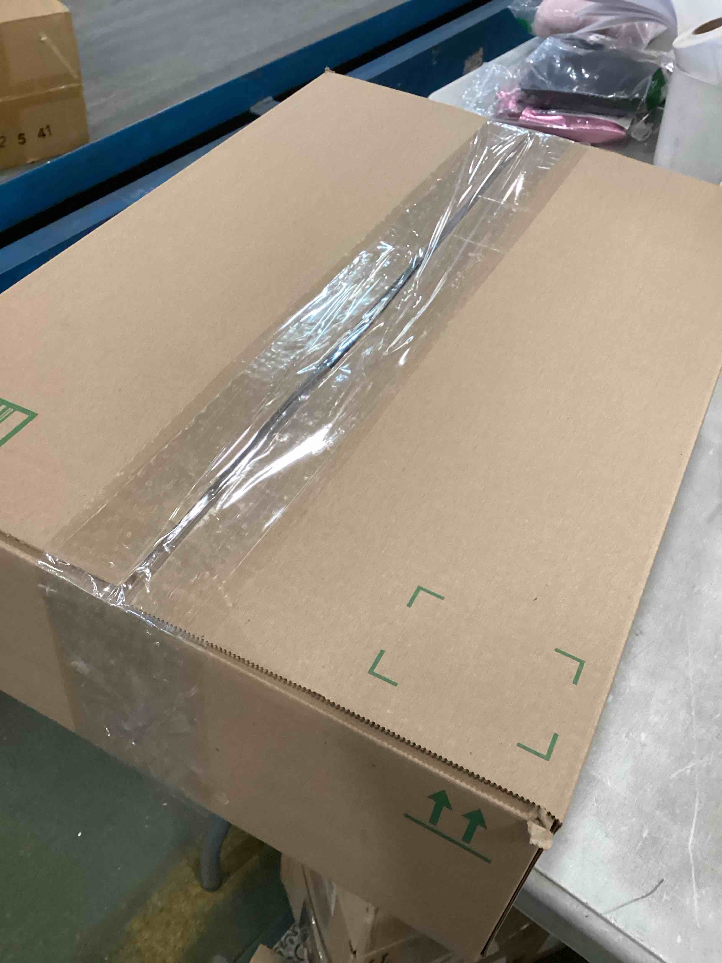 https://s3.amazonaws.com/lotting-images-prod/bidfta/PNK1573491_1733513619889.jpeg