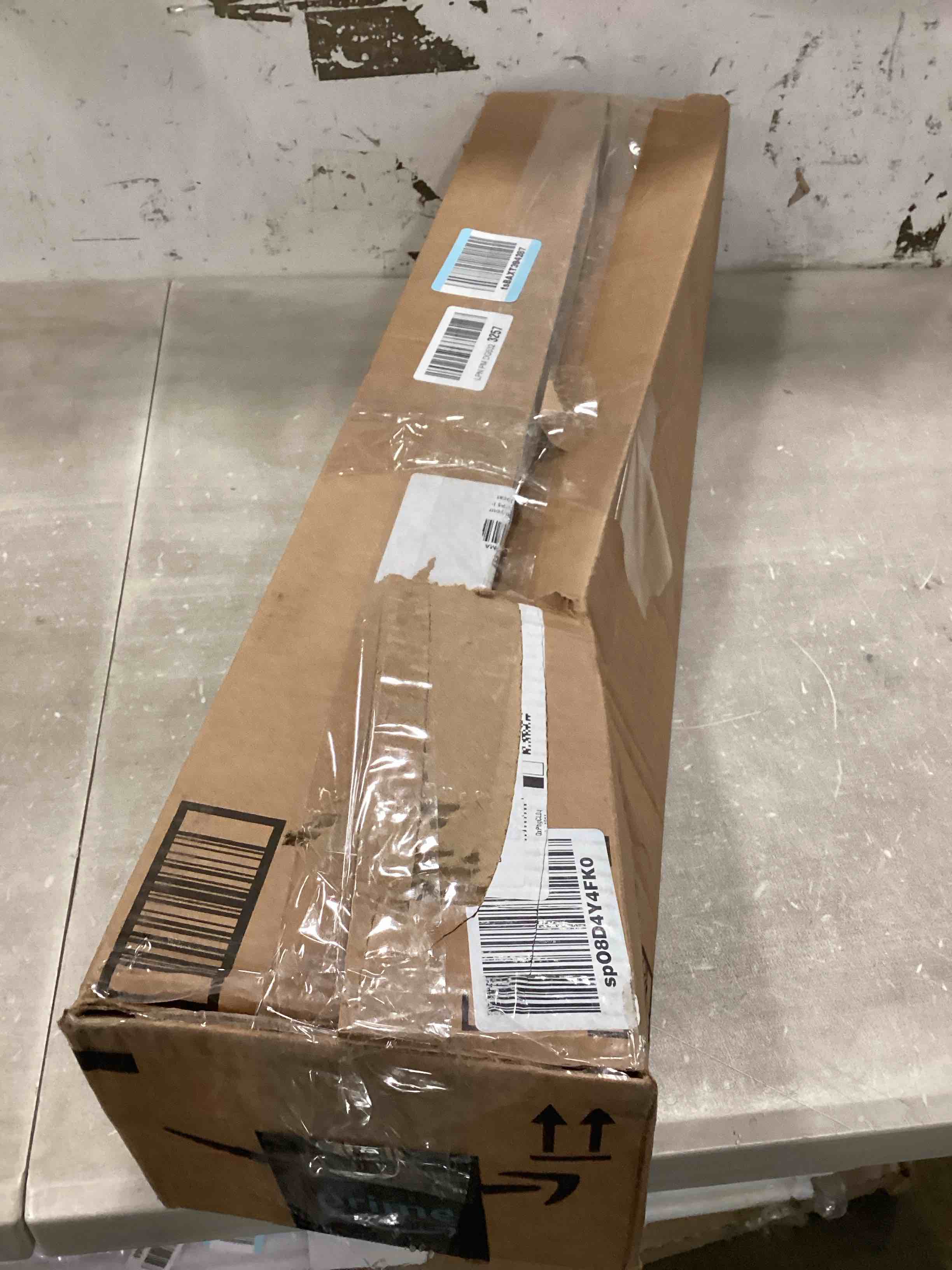 https://s3.amazonaws.com/lotting-images-prod/bidfta/PNK1573617_1733759749115.jpeg