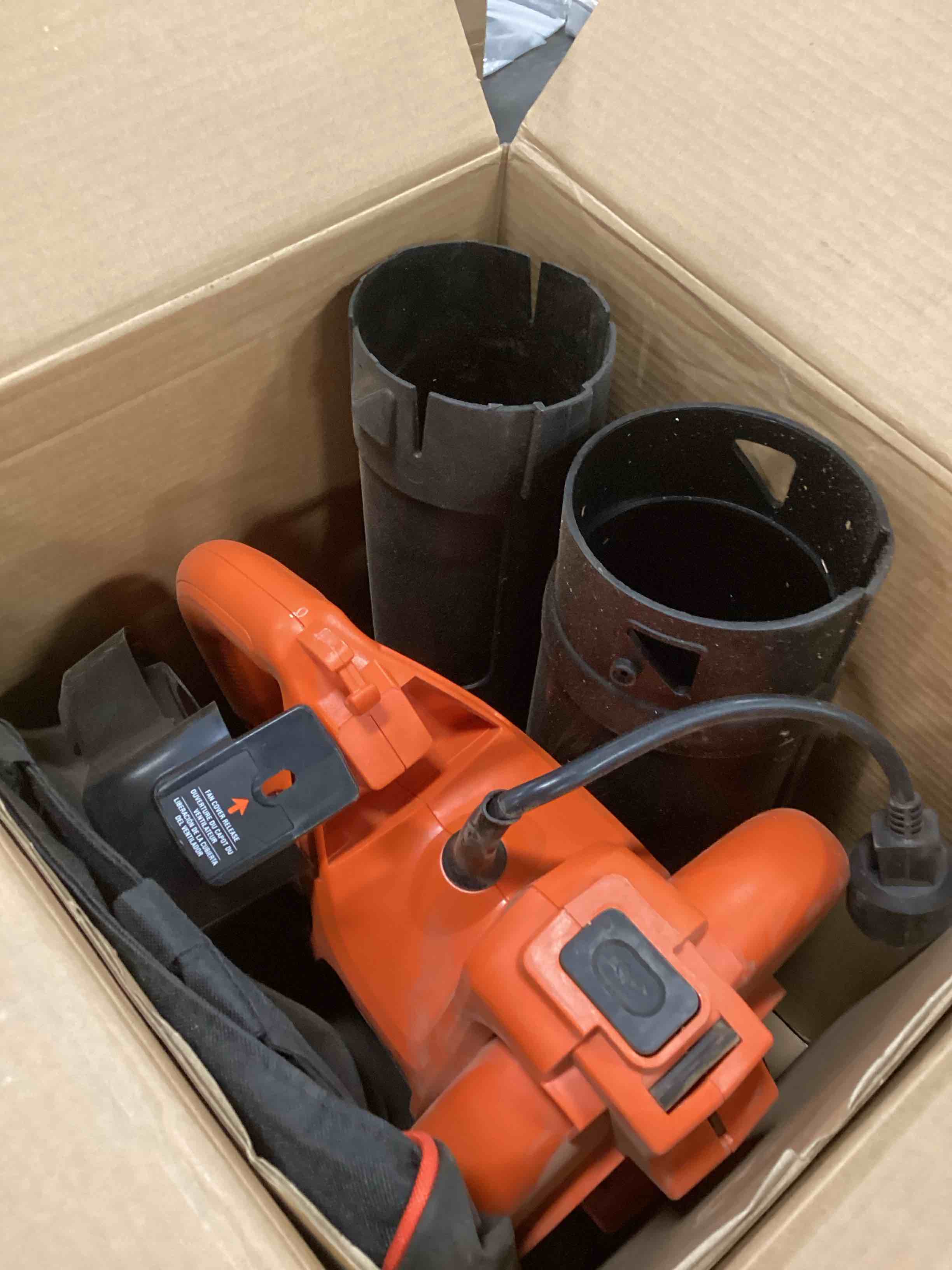 https://s3.amazonaws.com/lotting-images-prod/bidfta/PNK1573735_1733842473014.jpeg