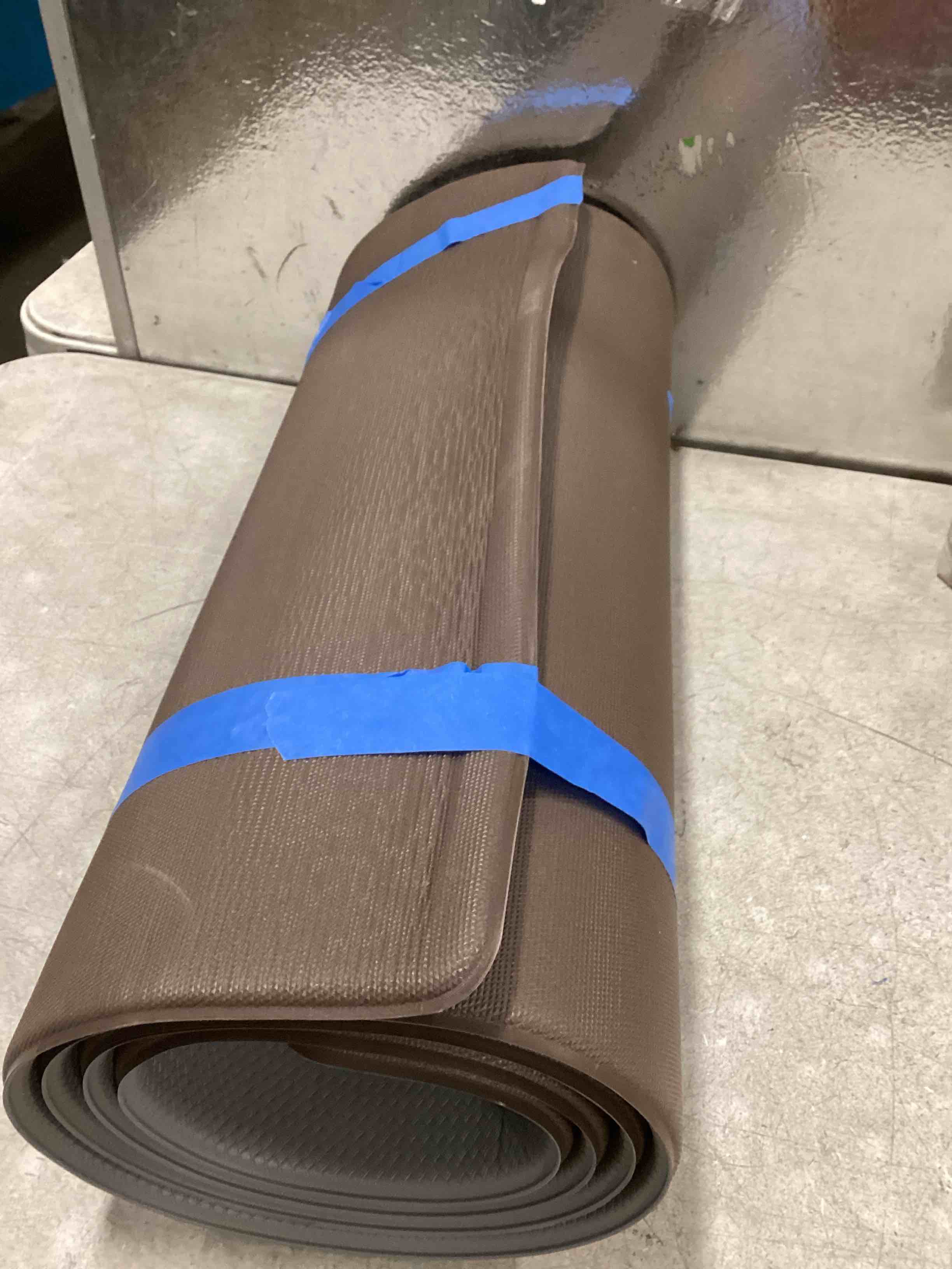 Condition photo showing Good Condition for DEXI Kitchen Rug Anti Fatigue,Non Skid Cushioned Comfort Standing Kitchen Mat Waterproof and Oil Proof Floor Runner Mat, Easy to Clean, 23"x86", Grey 23"x86" Grey